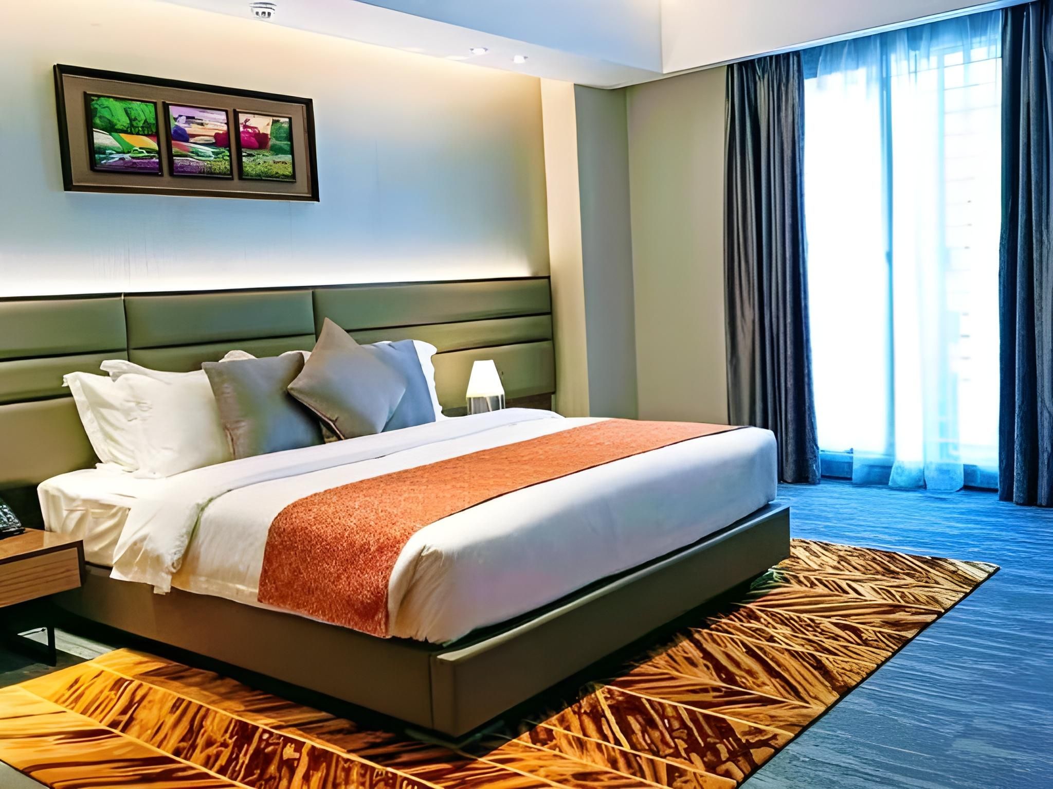 Hotel Omni Residency Deluxe King 2