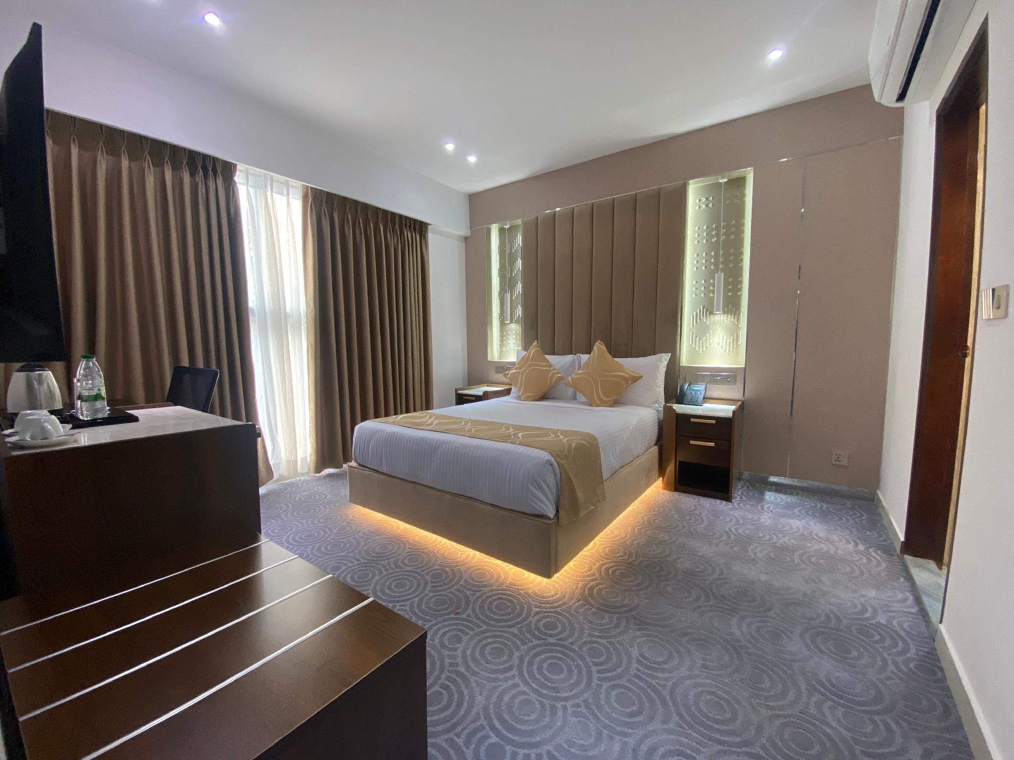 Unique Regency Hotel Double Room 2