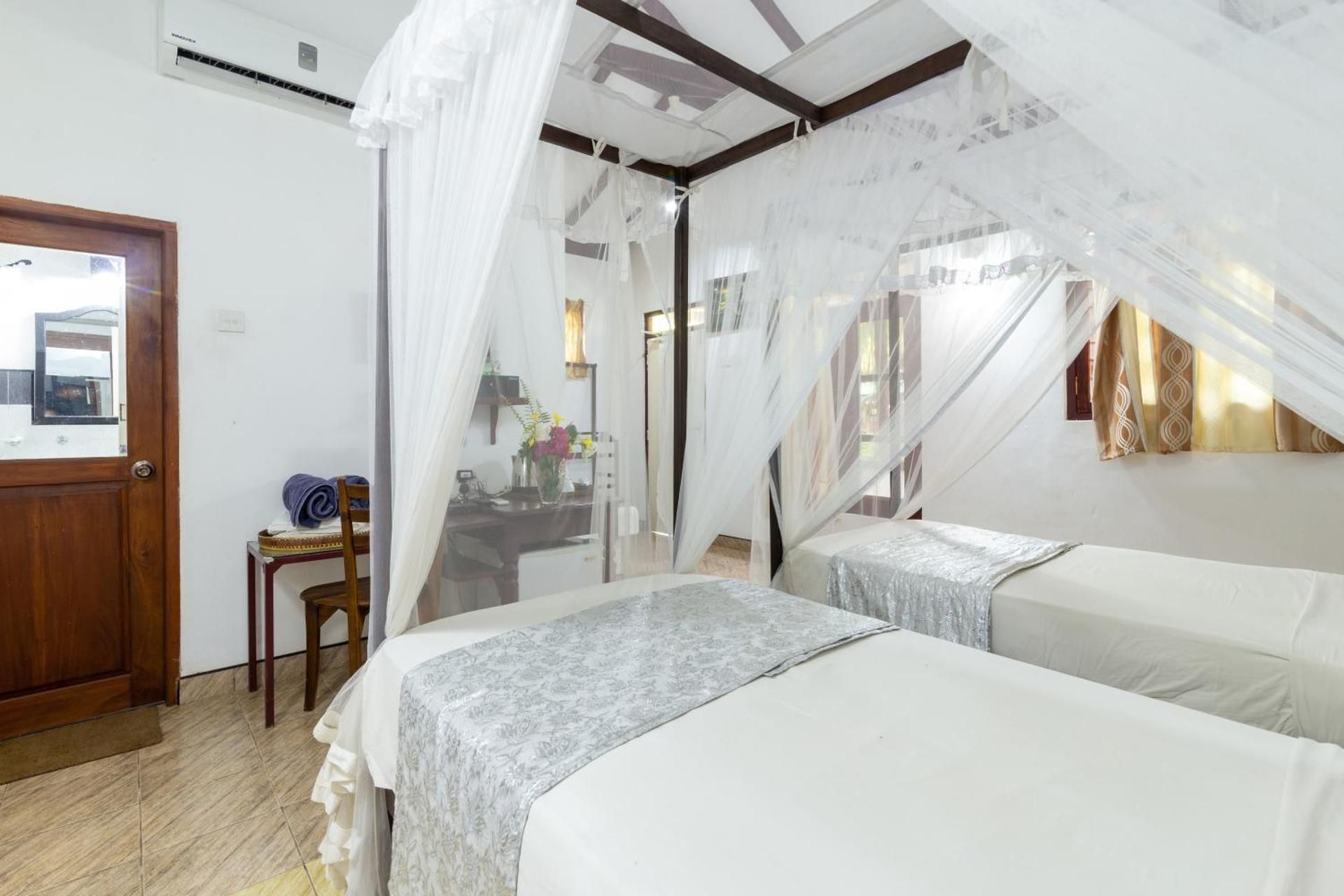 Deluxe Family Room for 4 People