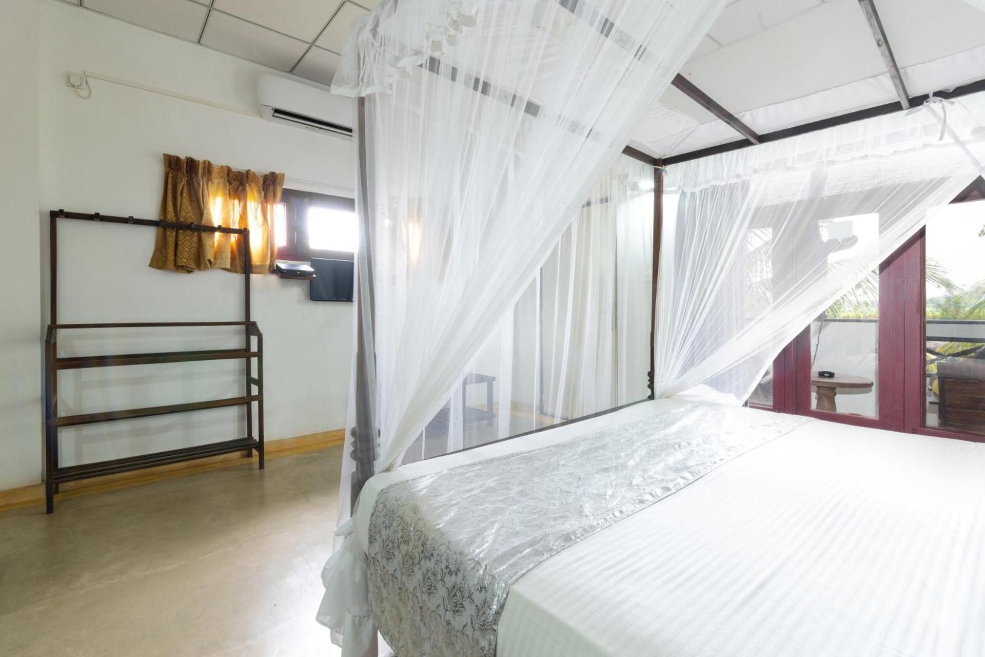 Deluxe Garden View Room