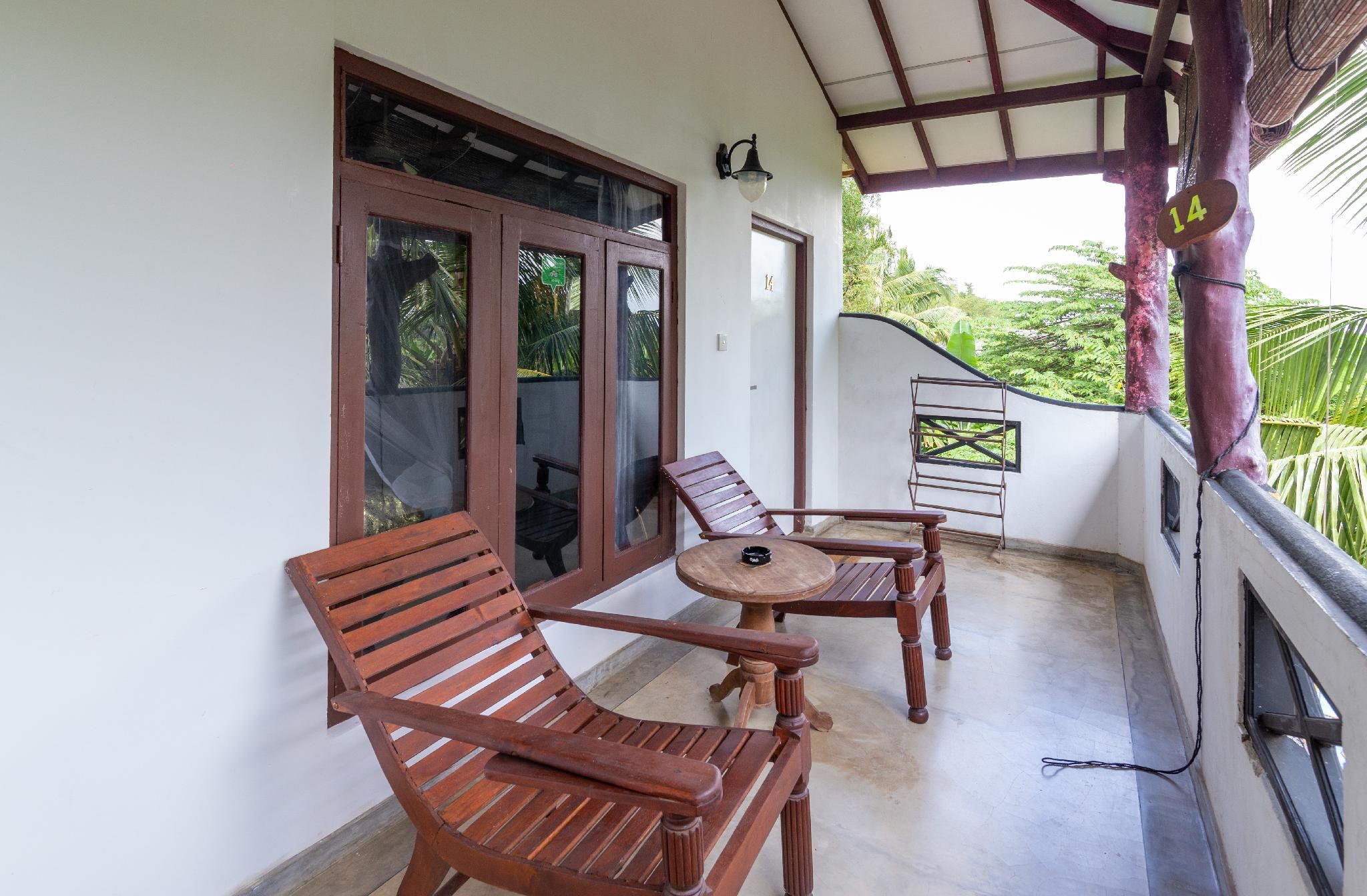 Deluxe Garden View Room