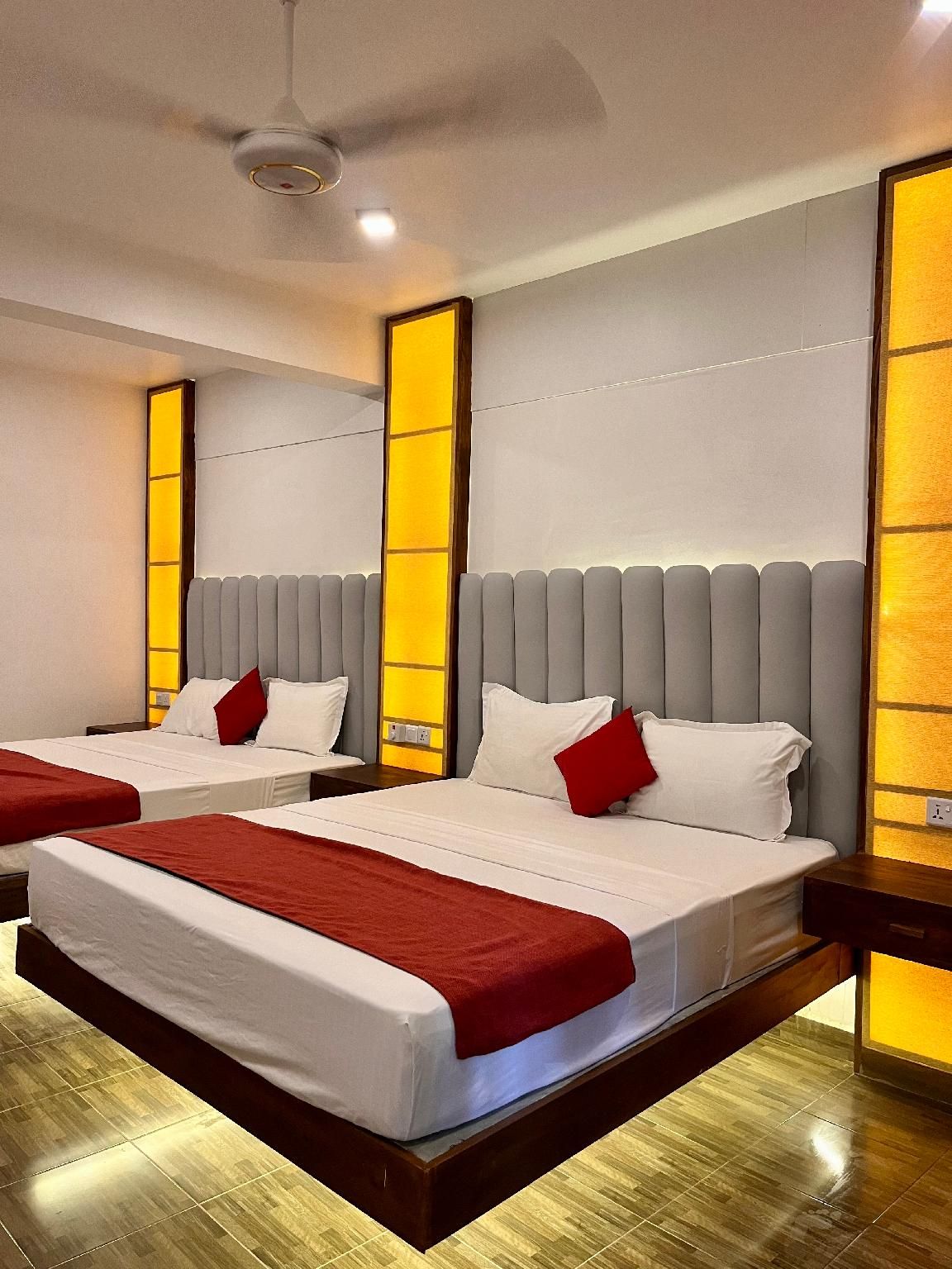 Deluxe Suite