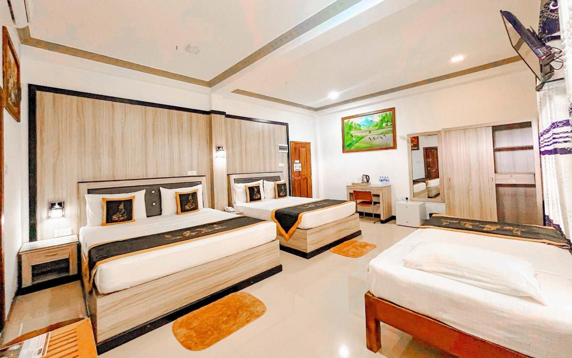Deluxe Family Room