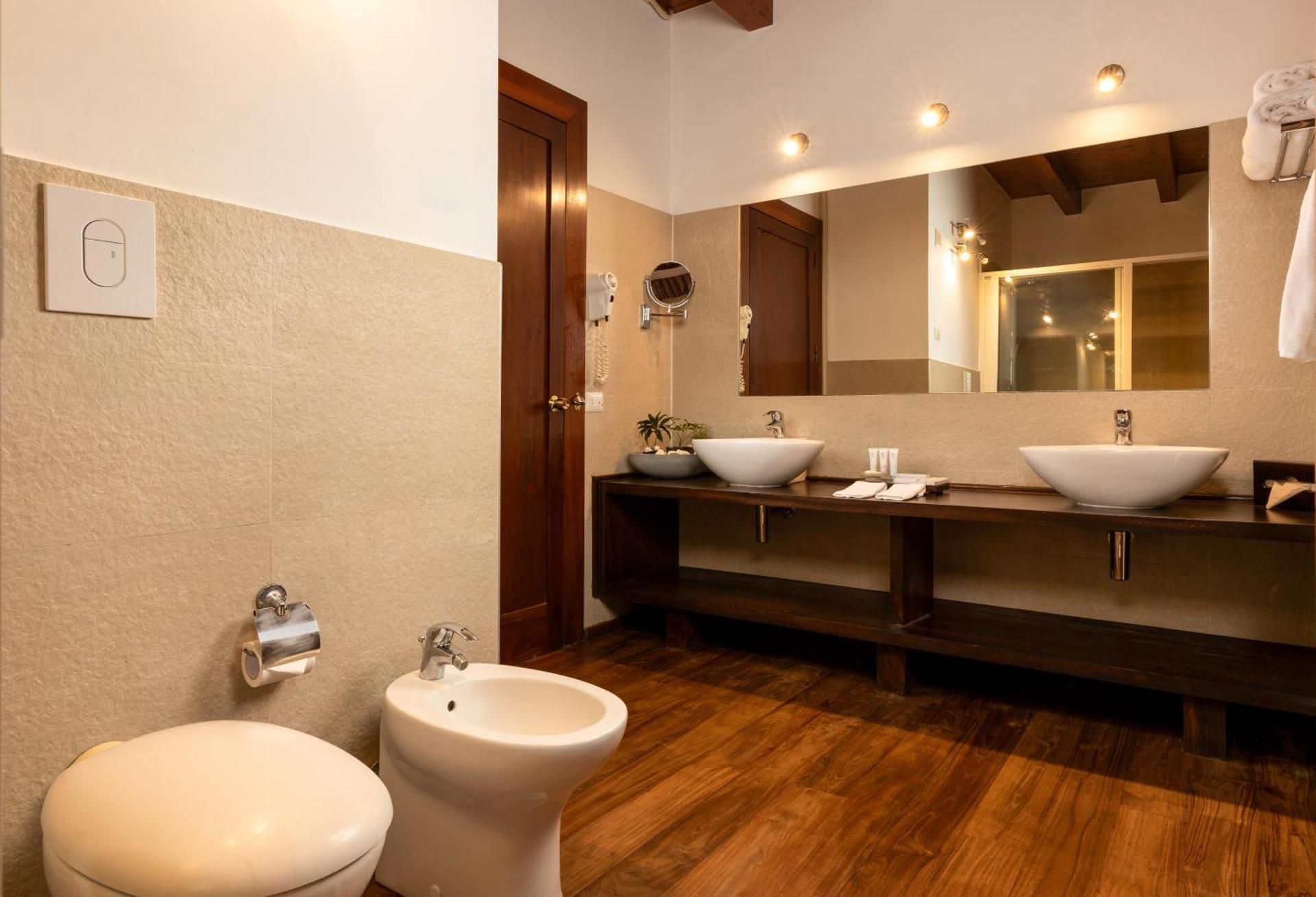 Garden Suite with Special Complimentary Sri Lankan Dinner at Mud Hut and Ayurveda Spa treatment per reservation