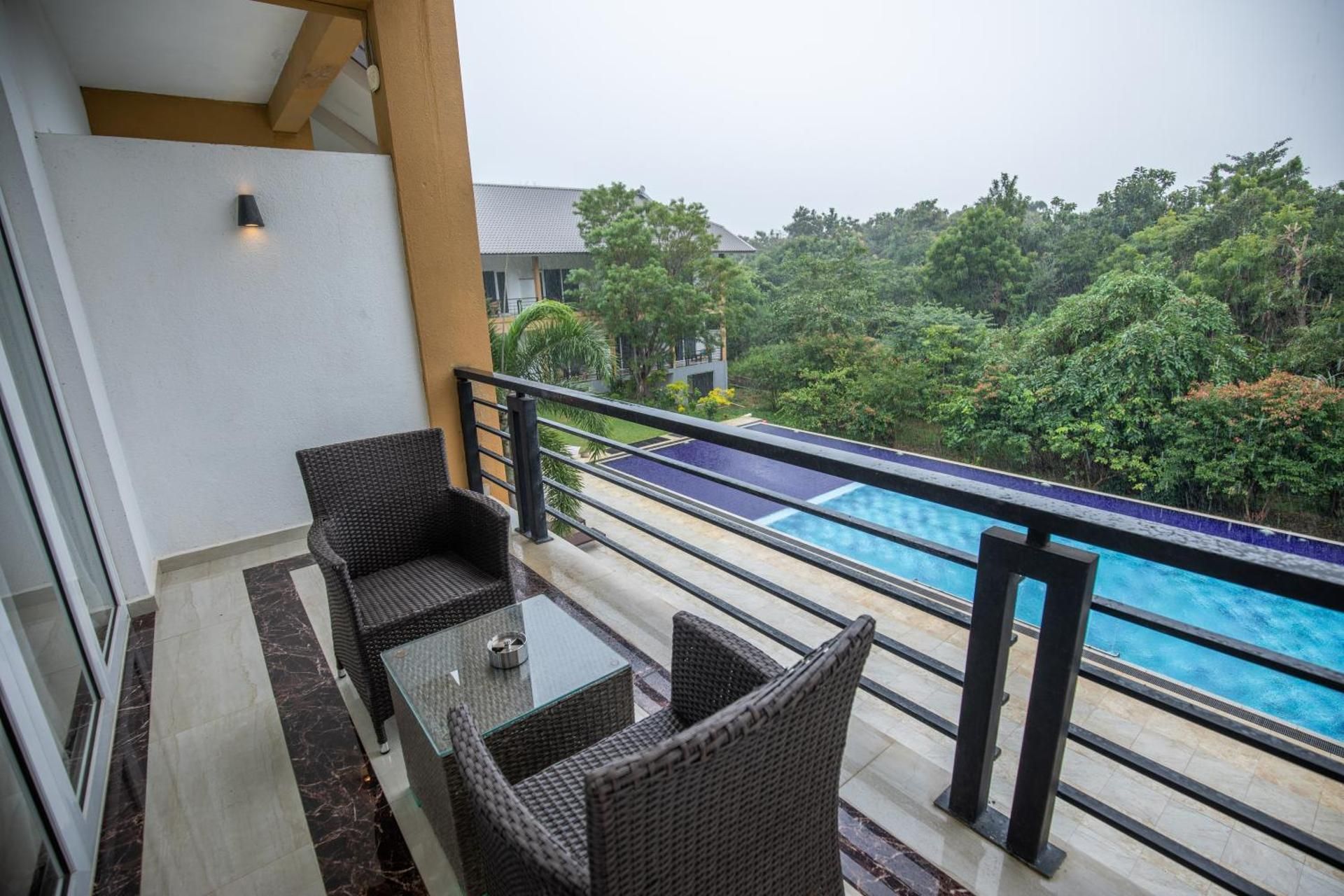 King Room with Pool View