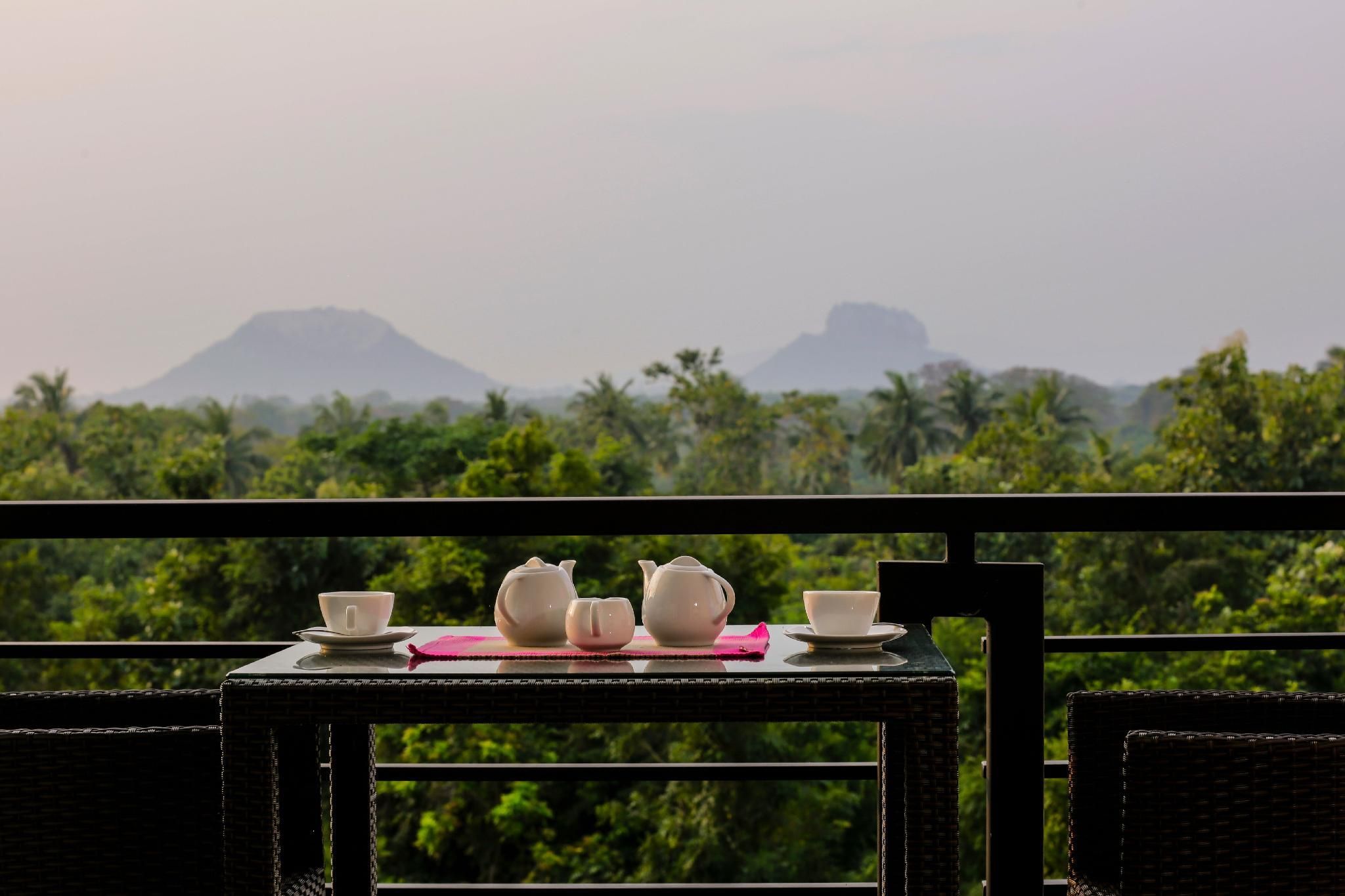 8b78349edfd1bf60e171a3ff77430716