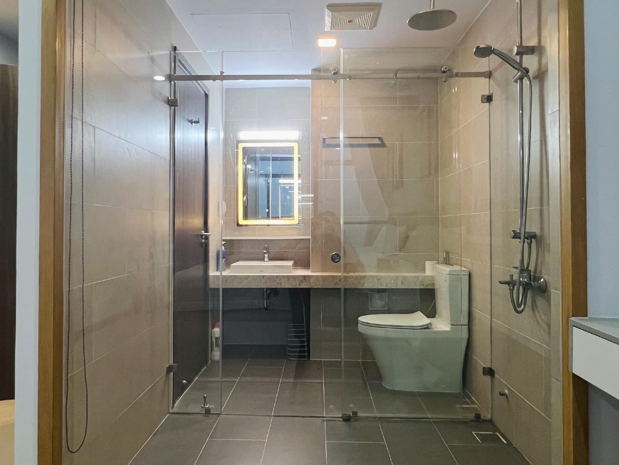 1-Bedroom Luxury Sea View Apartment