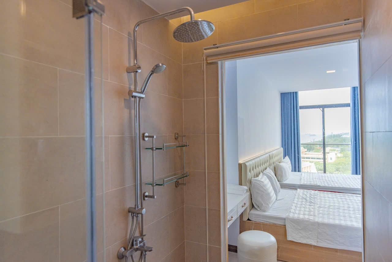 1-Bedroom Sea View Apartment