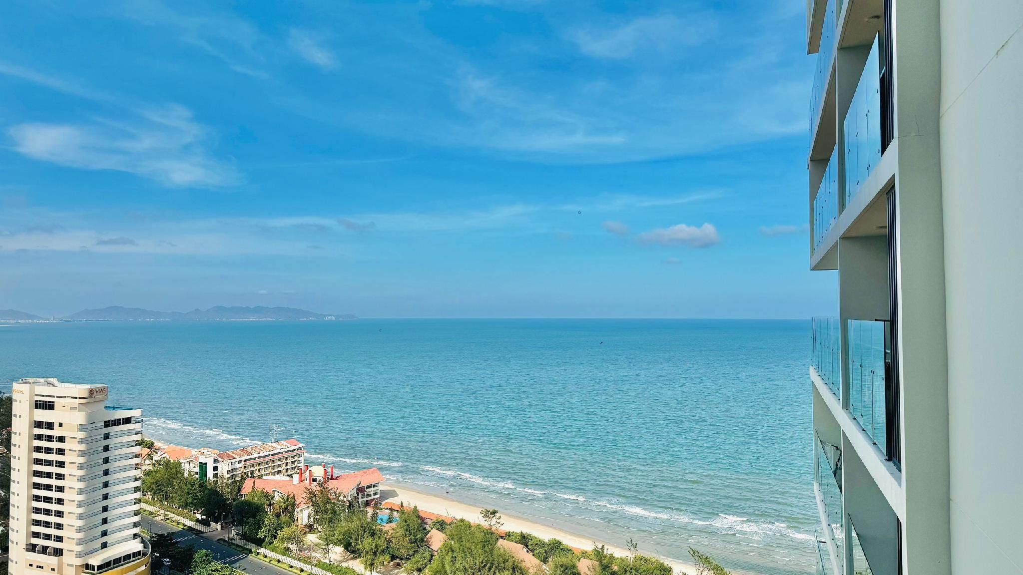 1-Bedroom Sea View Apartment