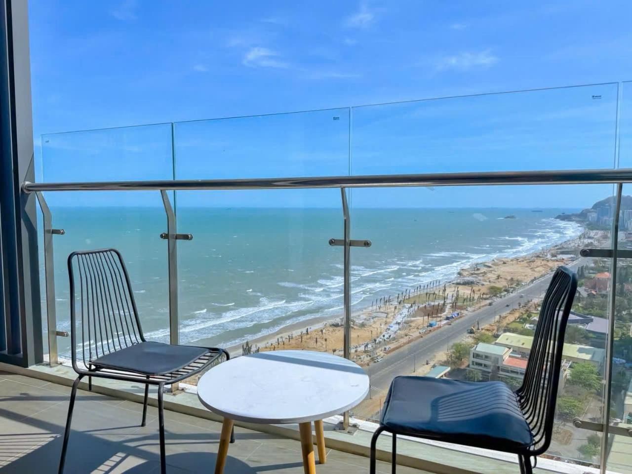 Two-Bedroom Apartment with Sea View