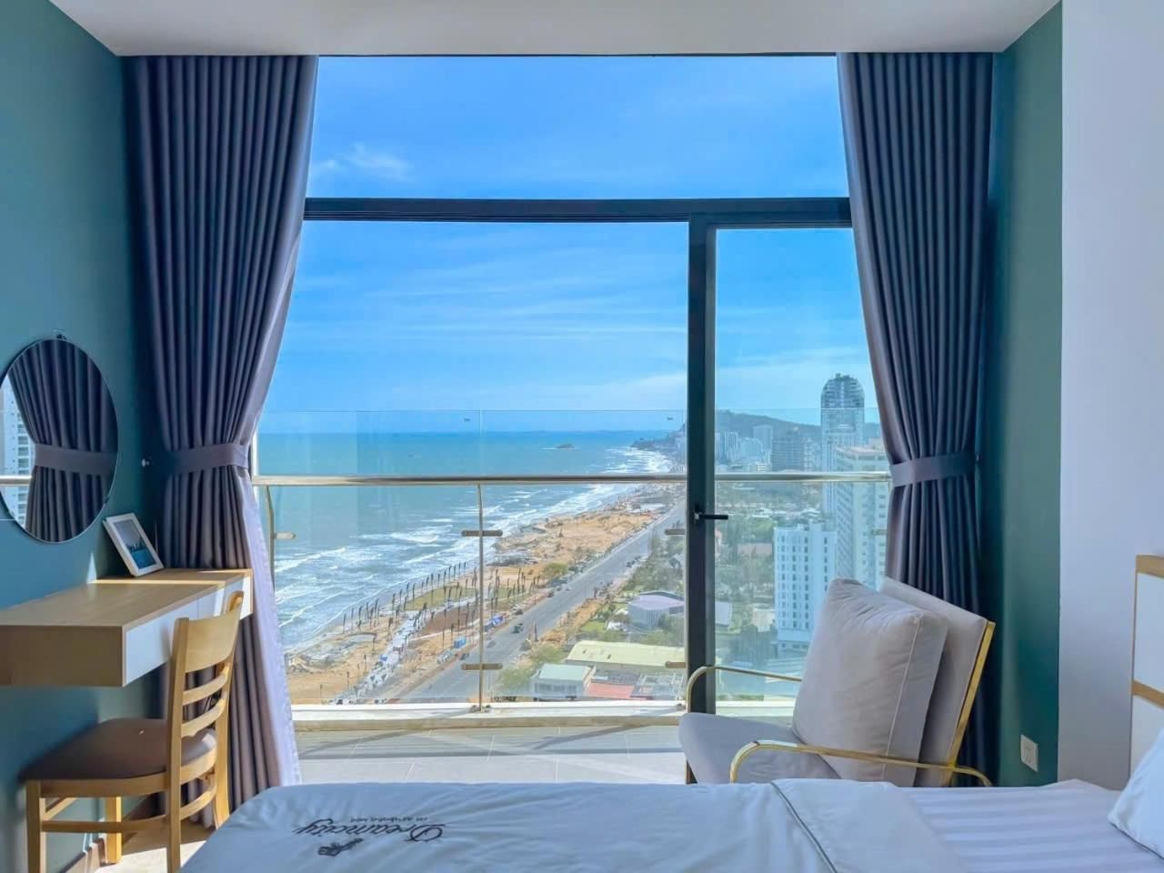 Two-Bedroom Apartment with Sea View