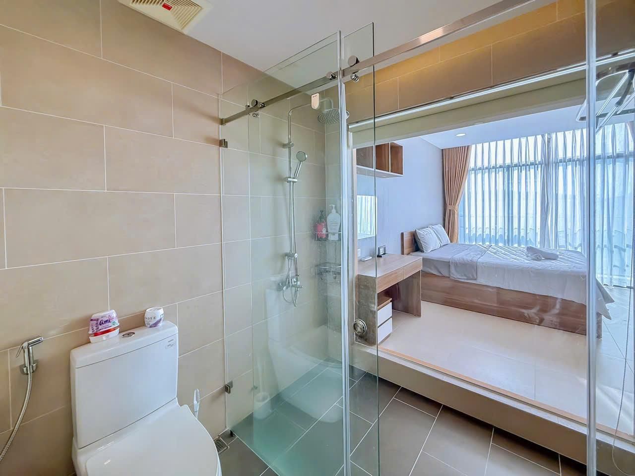 1-Bedroom City View Apartment