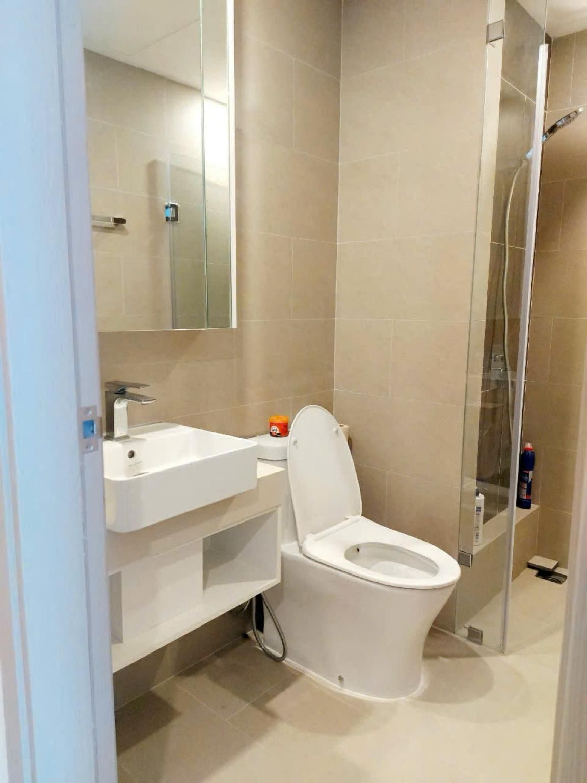 One Bedroom Apartment