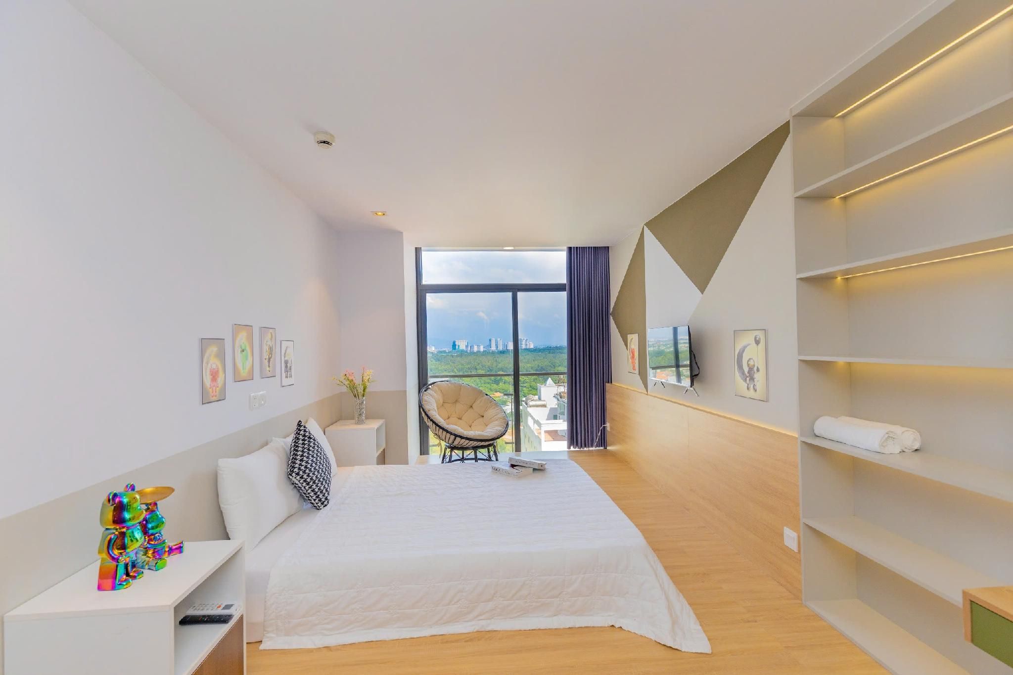 One-Bedroom Ocean View Family Apartment
