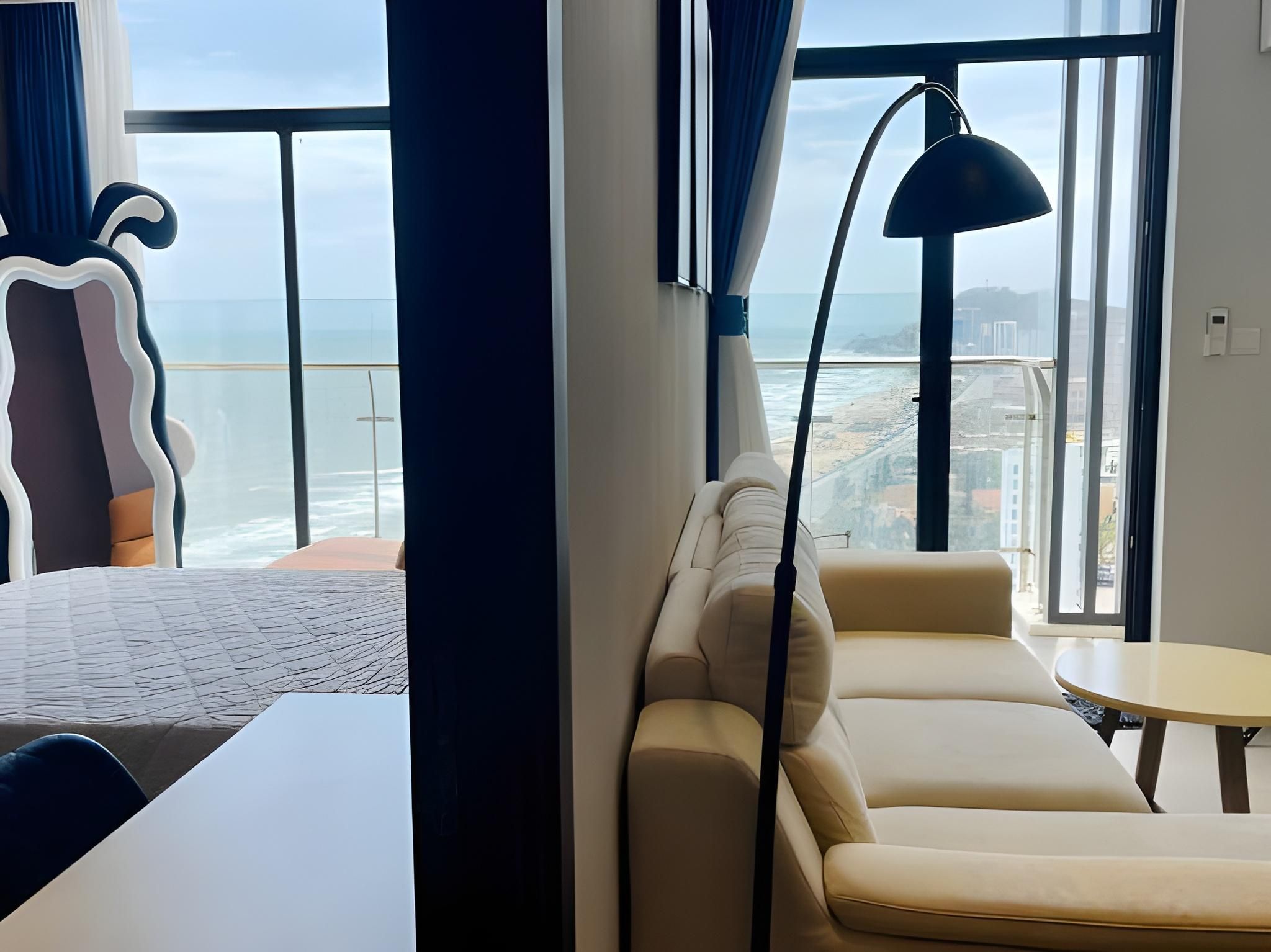 Seaview Apartment