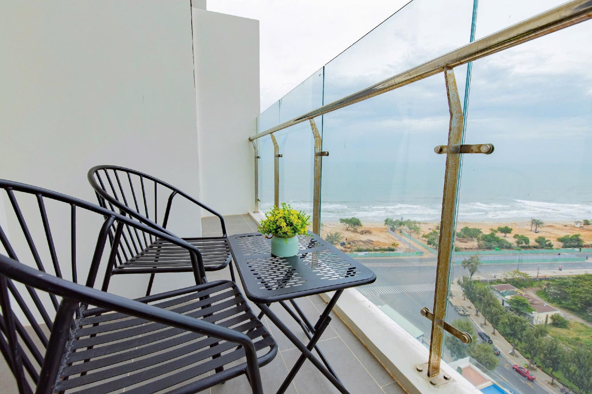 One Bedroom Apartment, Ocean View
