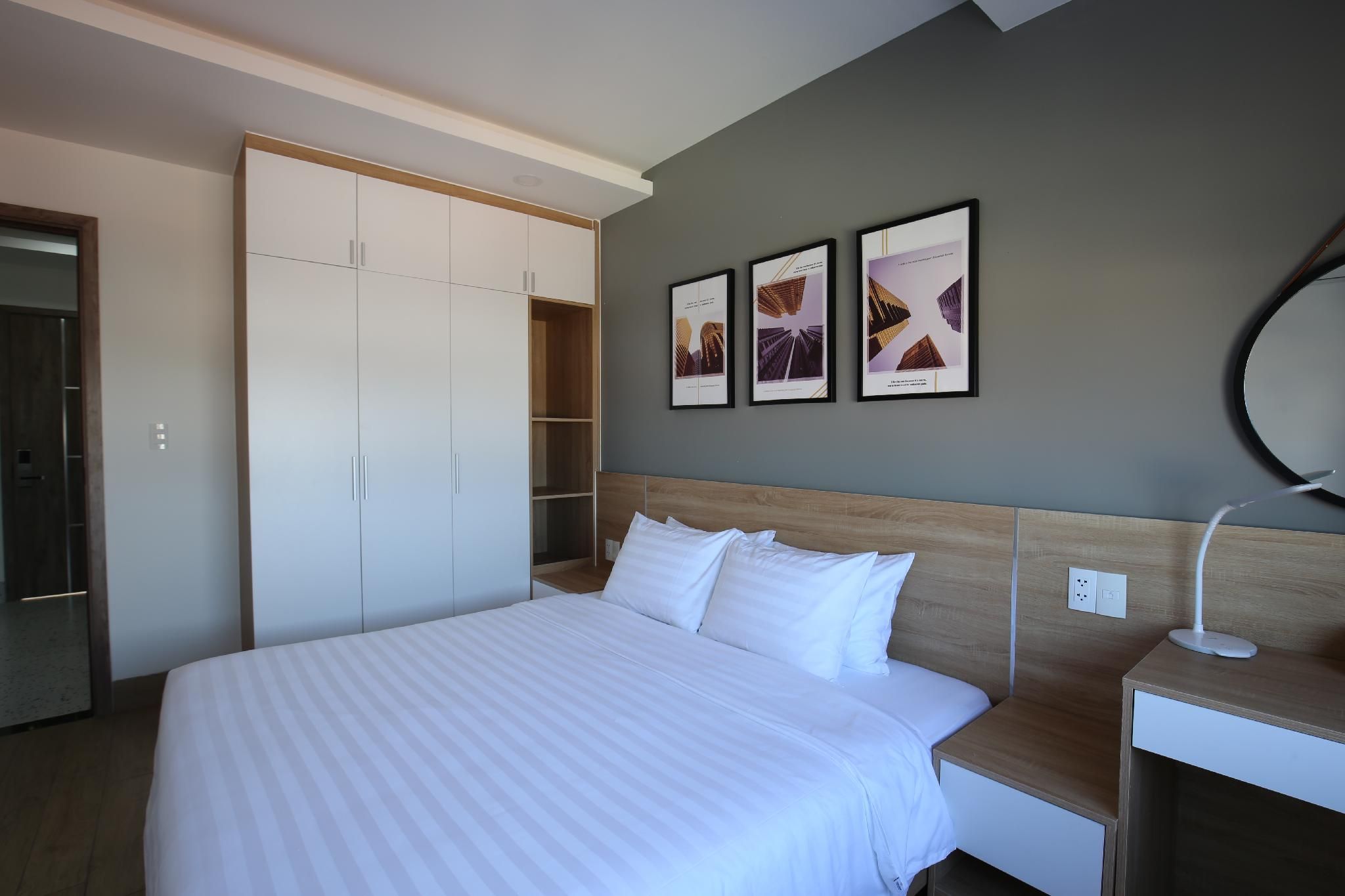 Single Room with Sofa