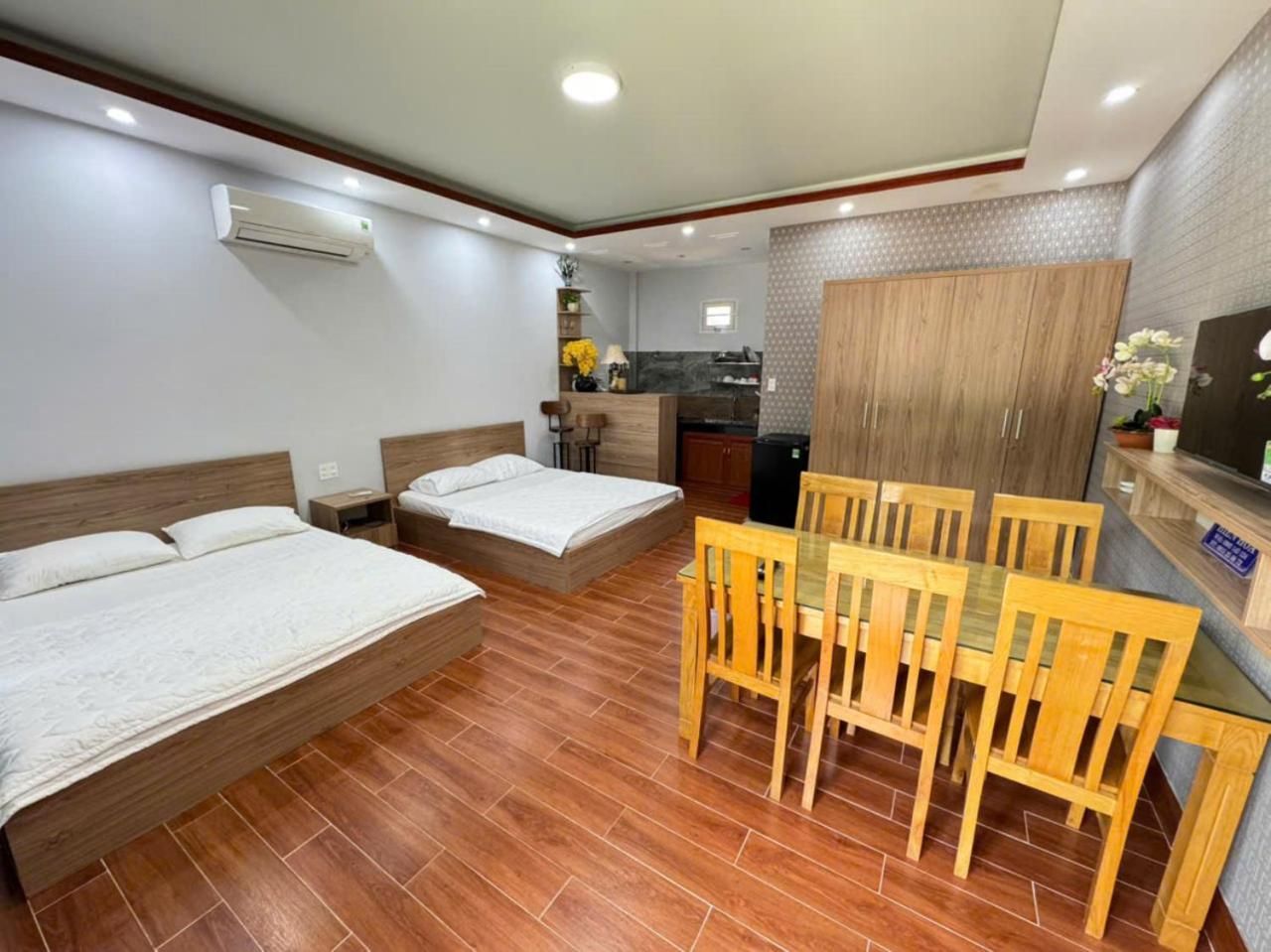 Standard Family Room