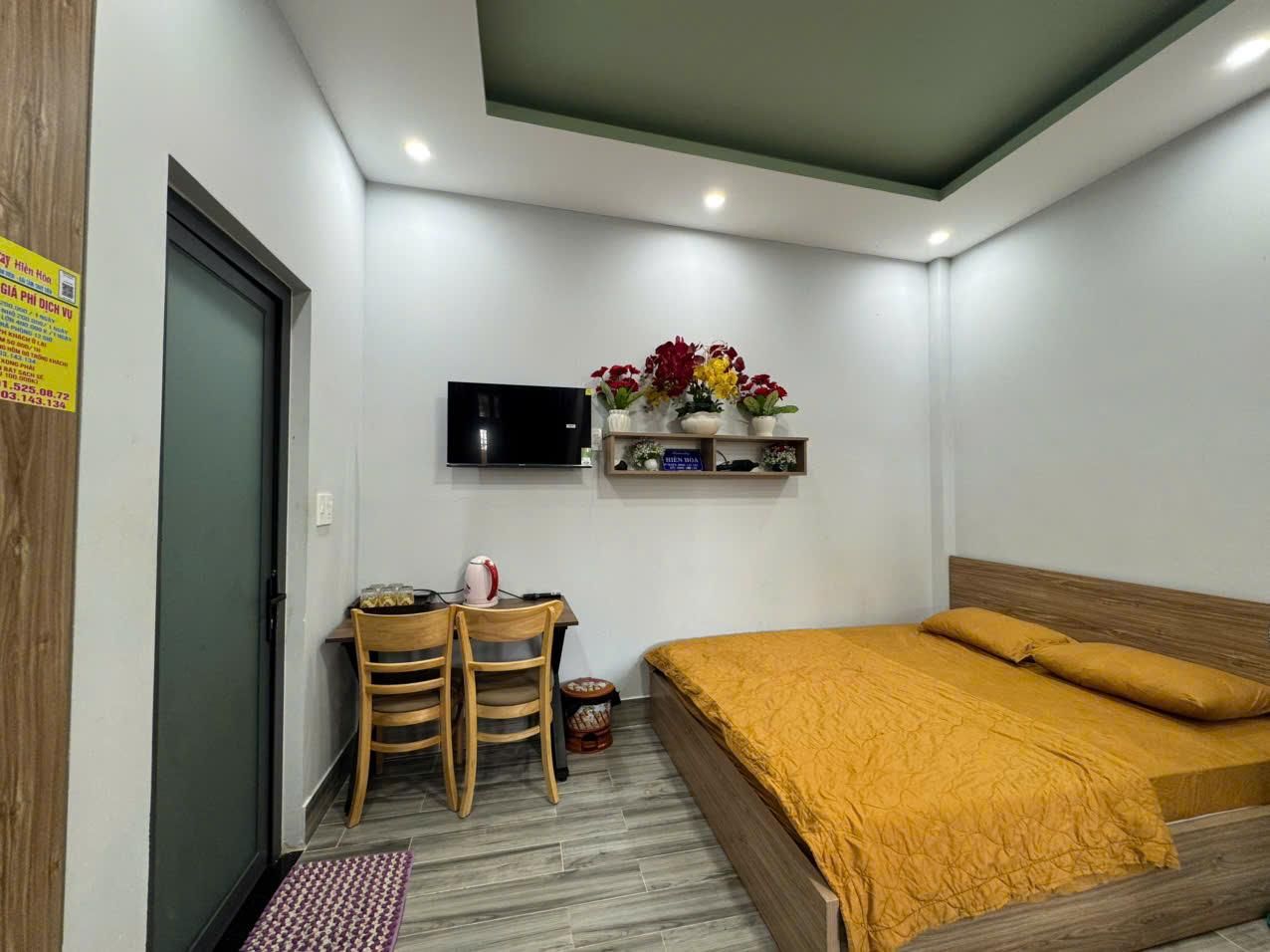 Superior Queen Bed