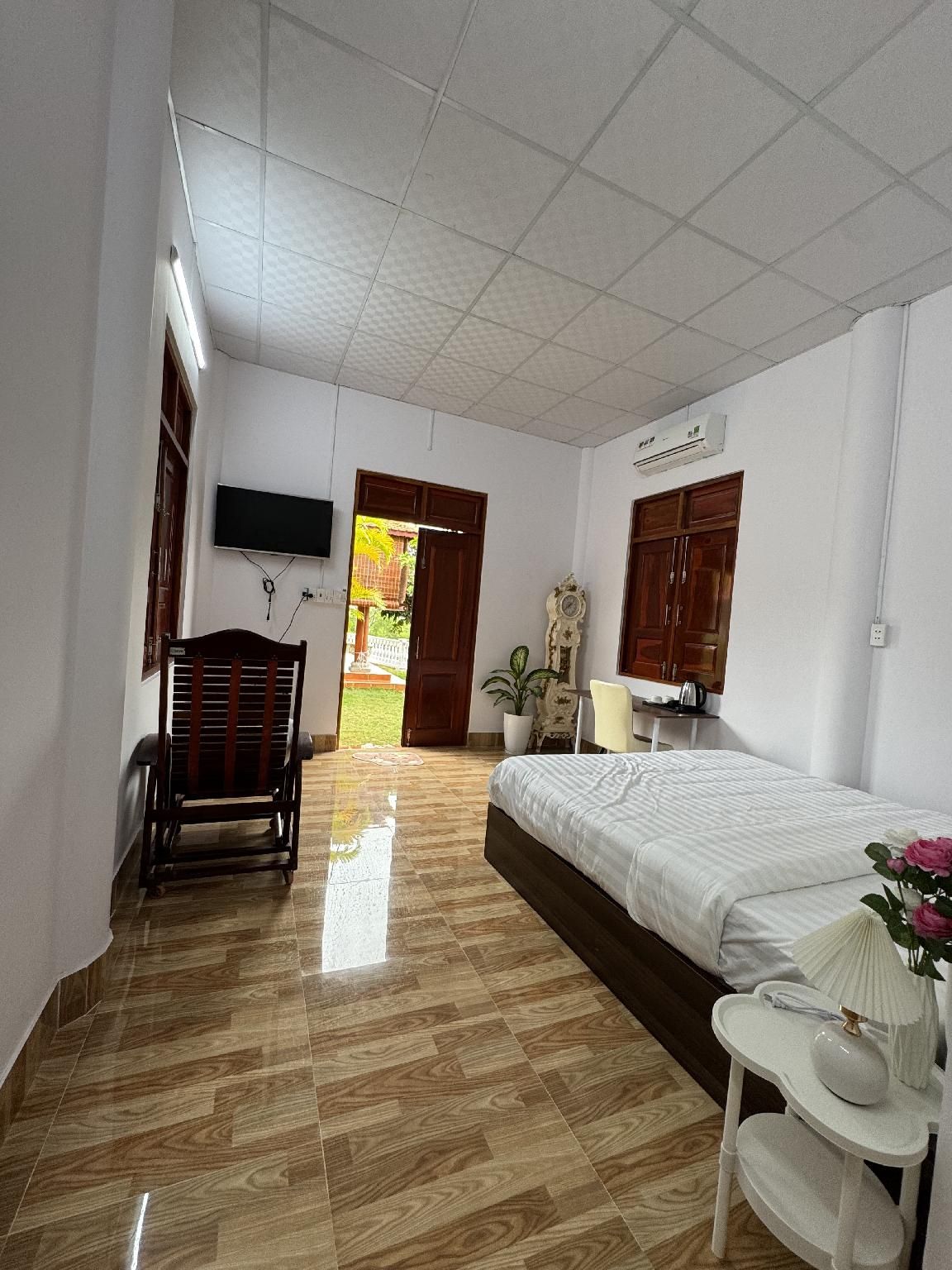 Deluxe Bungalow