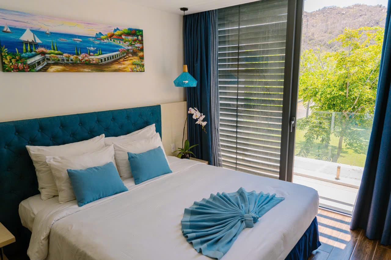4 bedrooms