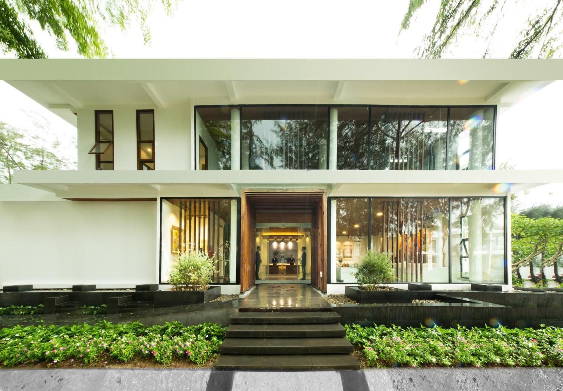 Saint Simeon Beach Residence