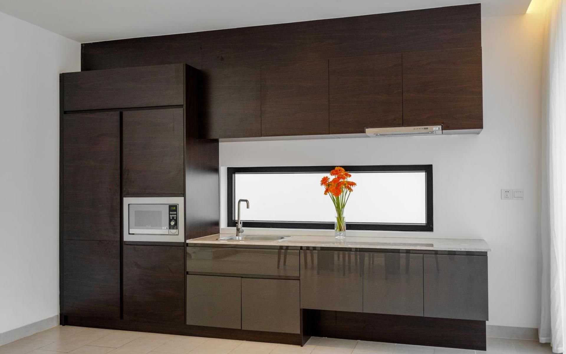 Saint Simeon Beach Residence Deluxe King Room 2