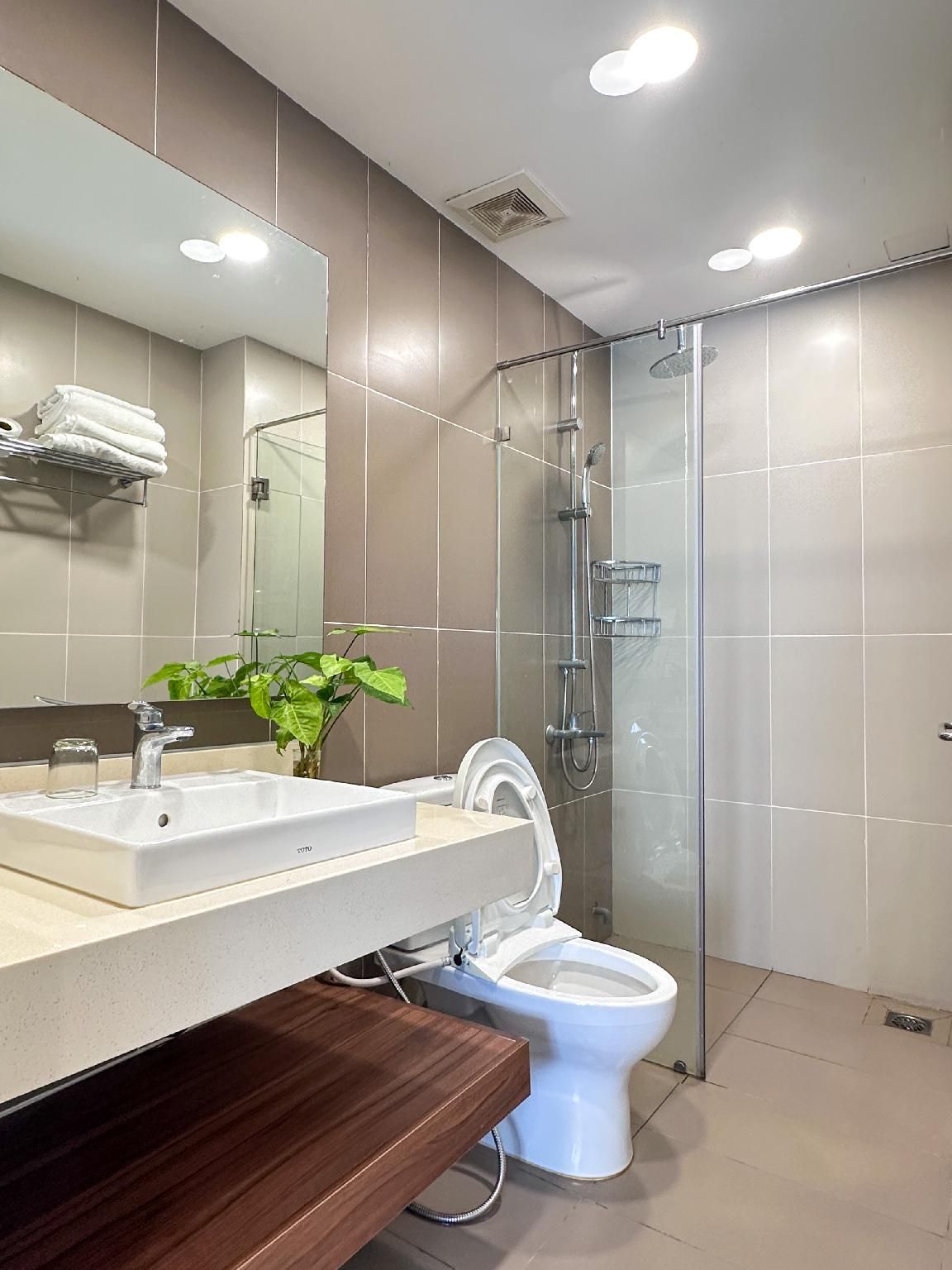 2 Bedroom Apartment, Balcony