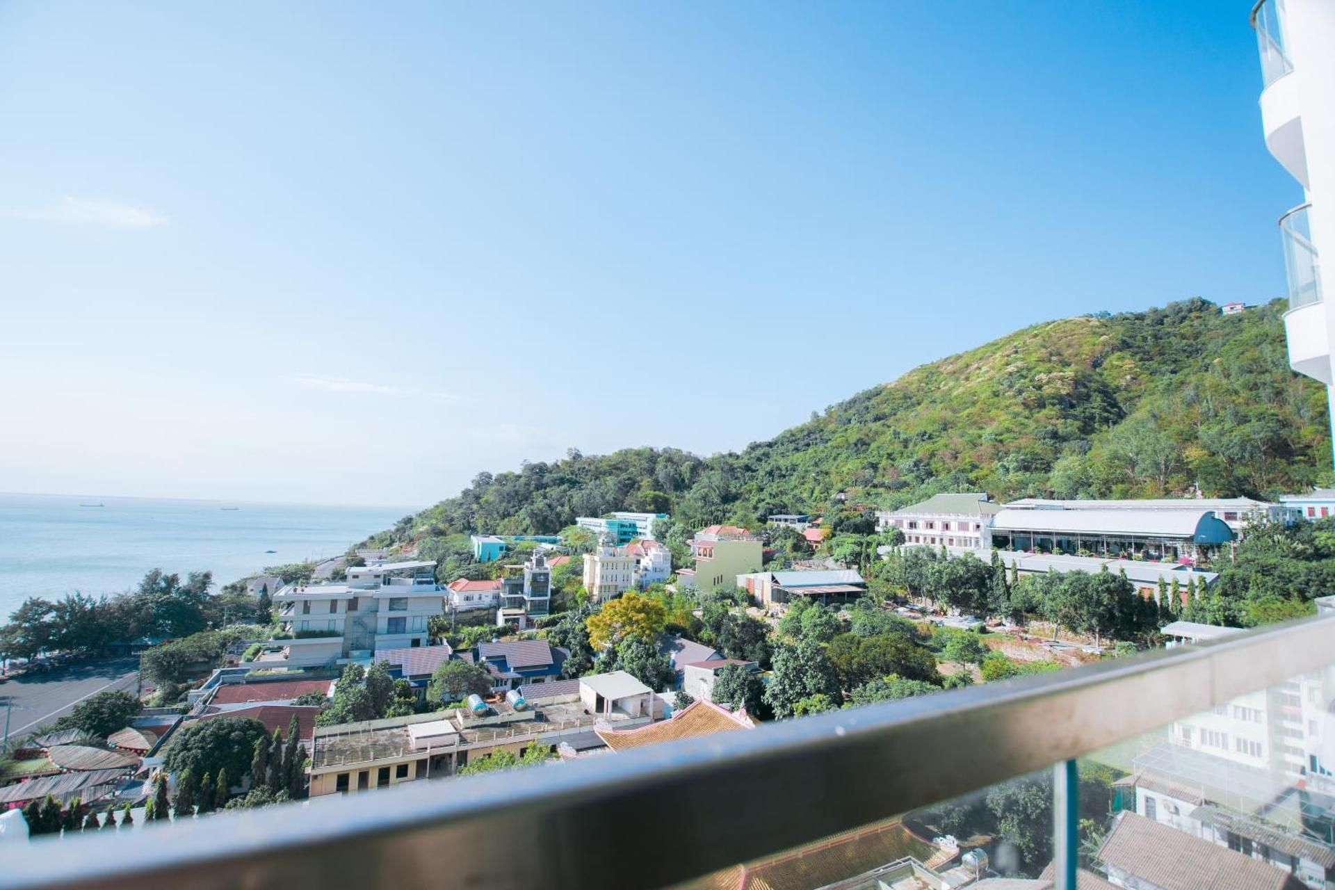 Two-Bedroom Apartment with Balcony