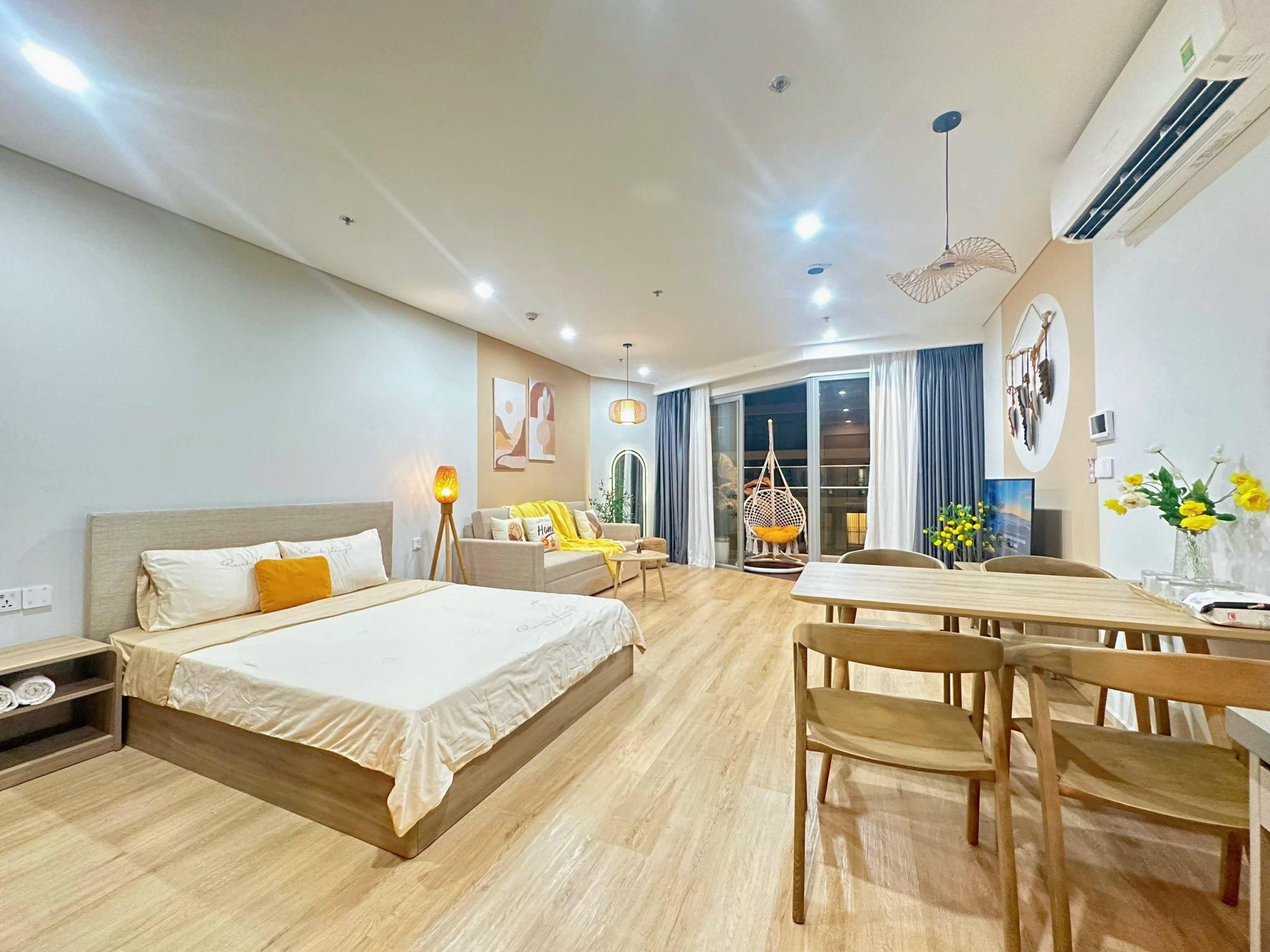 Studio Apartment with Balcony