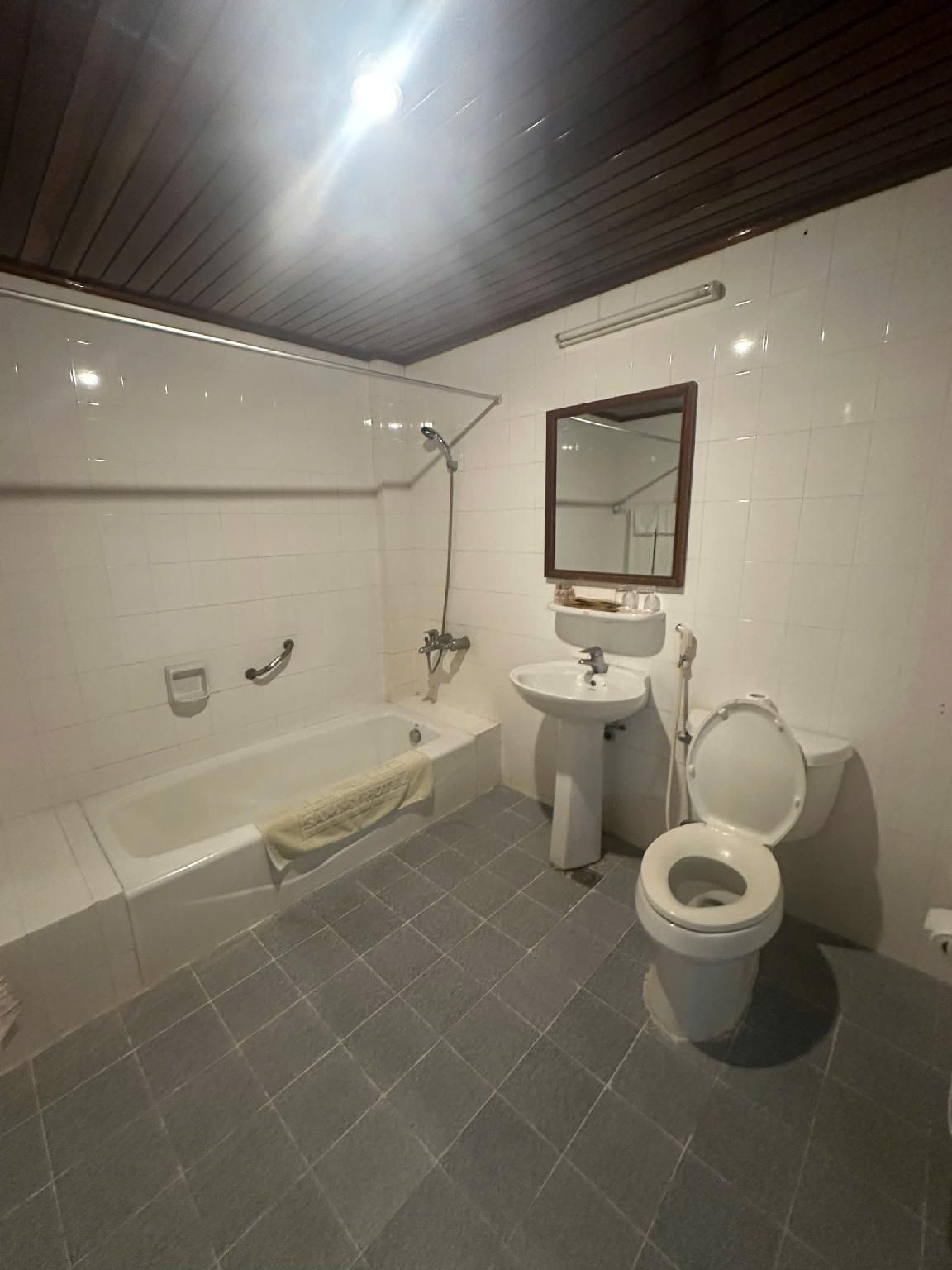 Standard Twin - 2 Single Beds, Non-Smoking