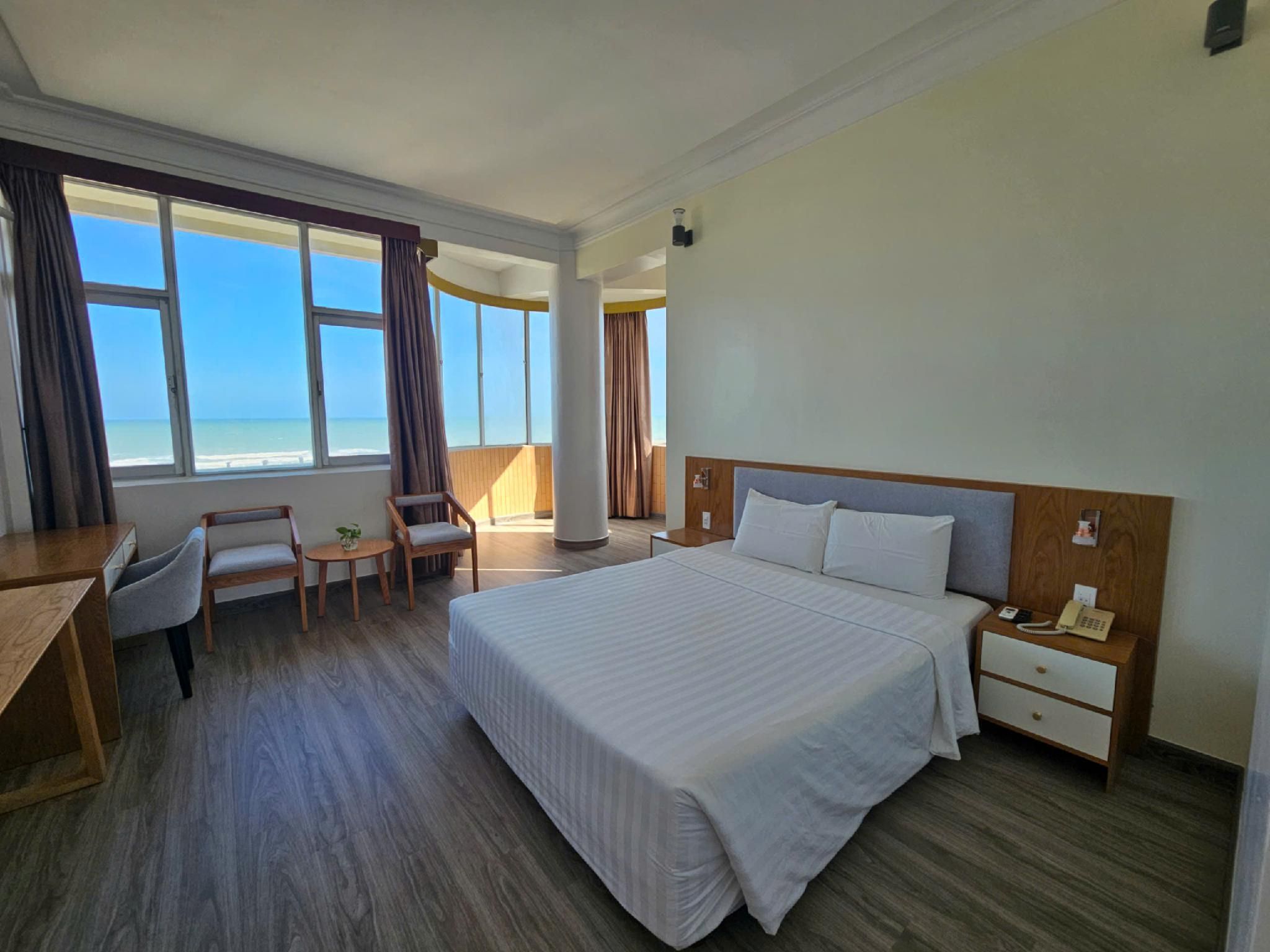 Superior Twin Room with Sea View
