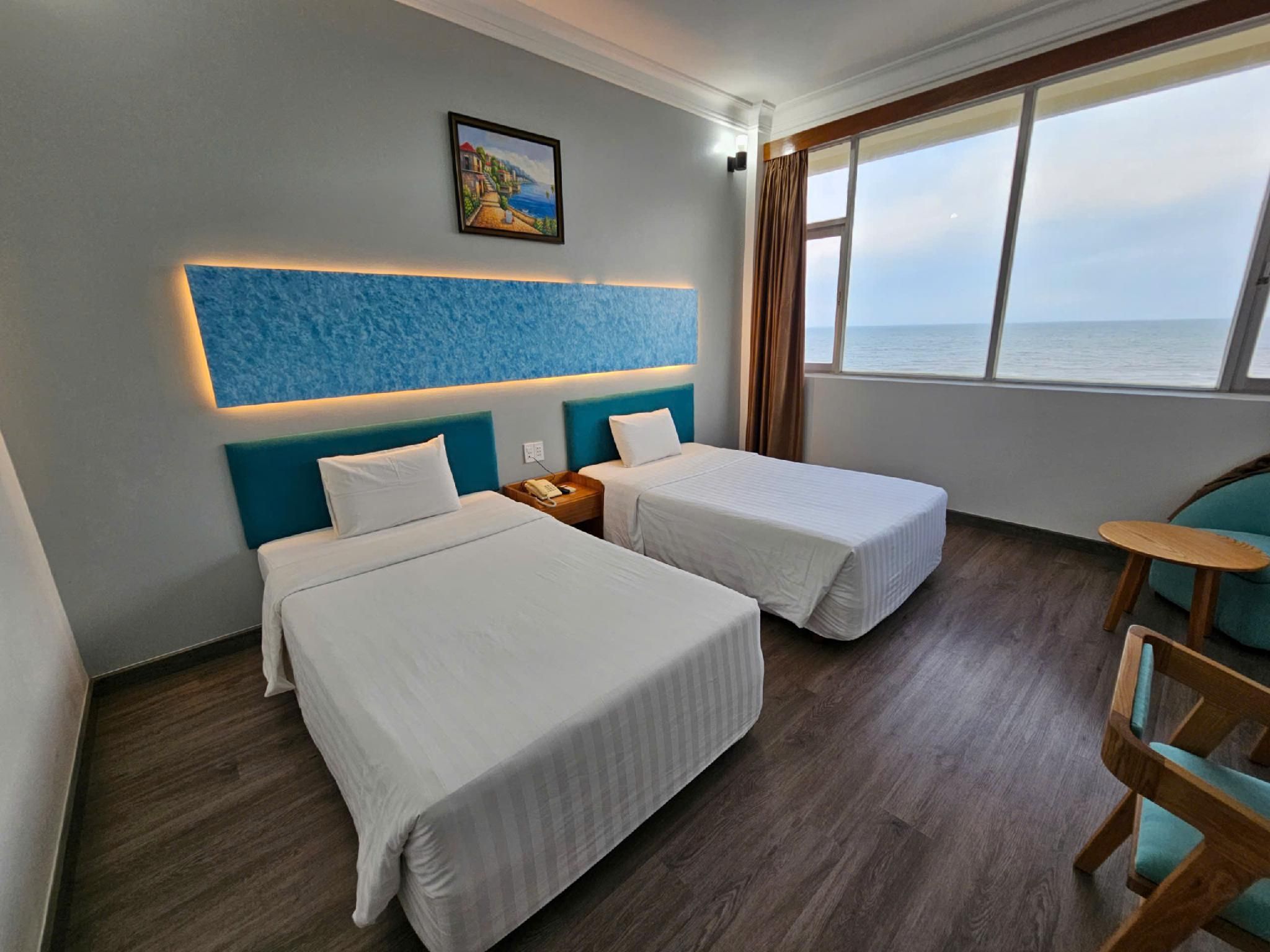 Deluxe Sea View Double or Twin Room