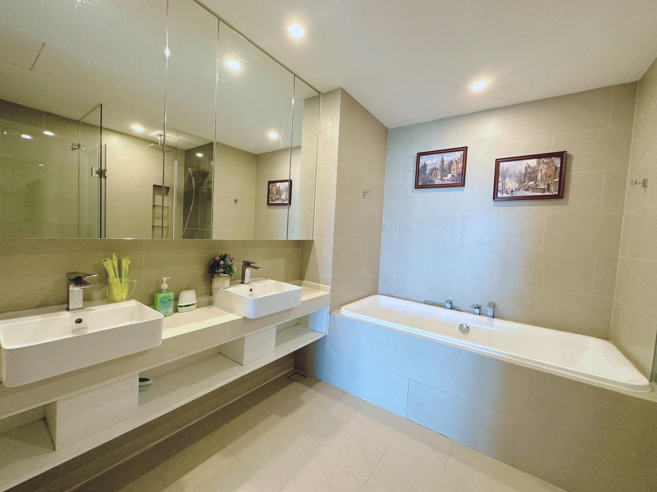 Deluxe Sea View Apartment