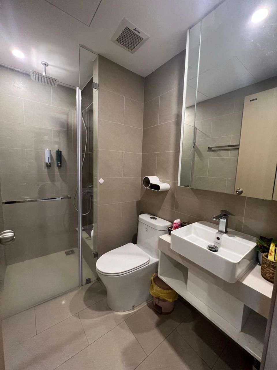 2-Bedroom Apartment