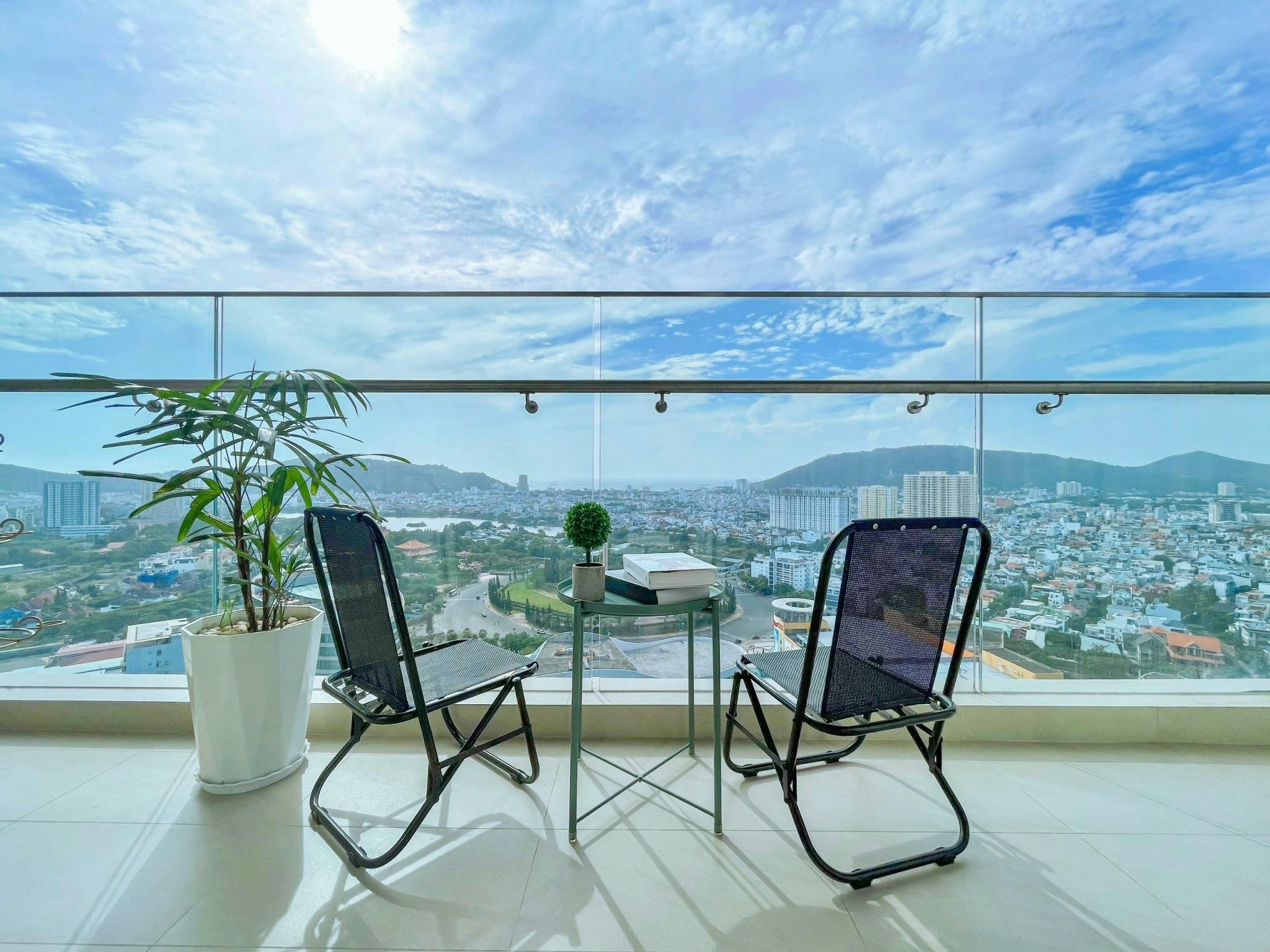 2-Bedroom Apartment