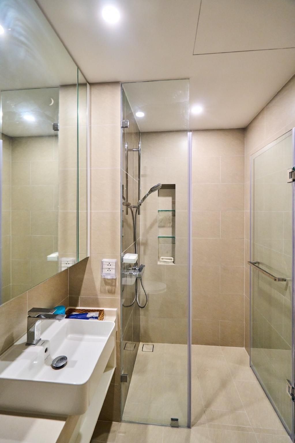3-Bedroom Ocean View Apartment