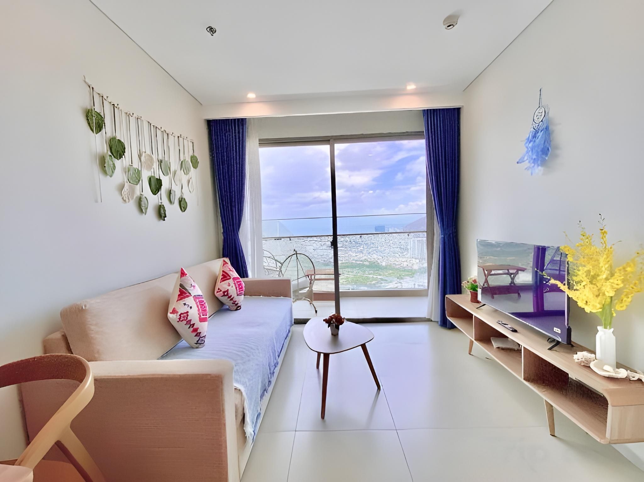 One Bedroom Apartment