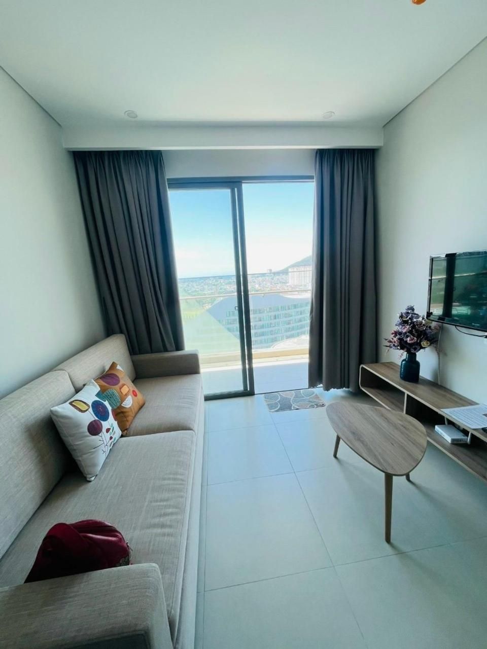 One Bedroom Apartment