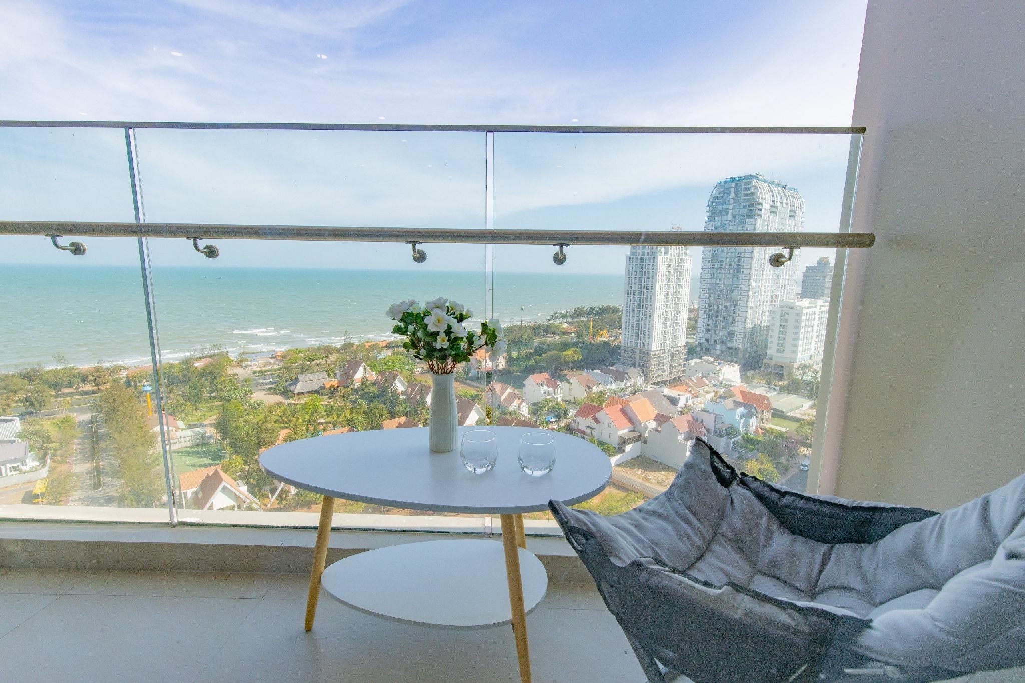 3-Bedroom Ocean View Apartment