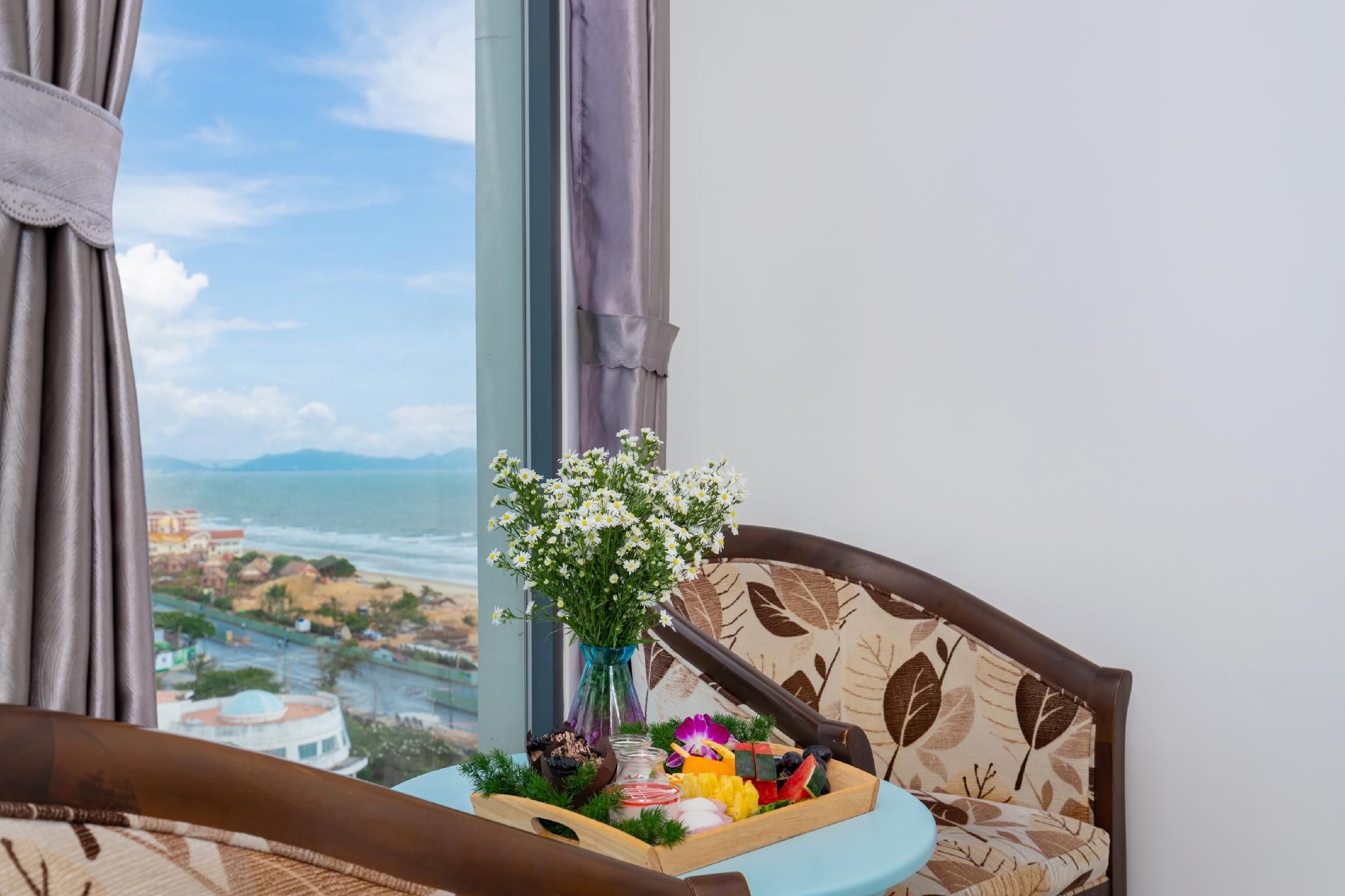 Superior Partial Sea View Room