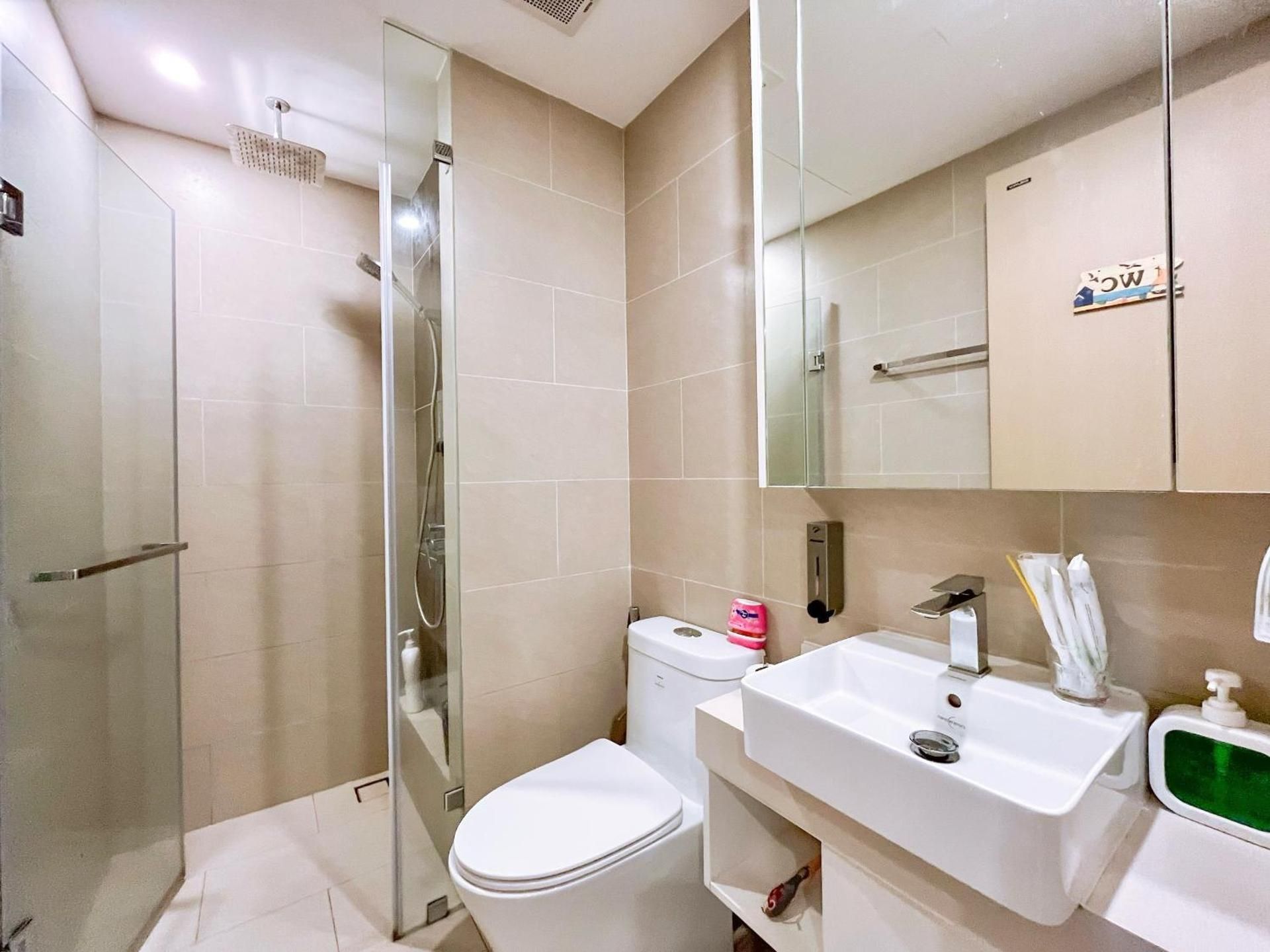Two-Bedroom Apartment with City View