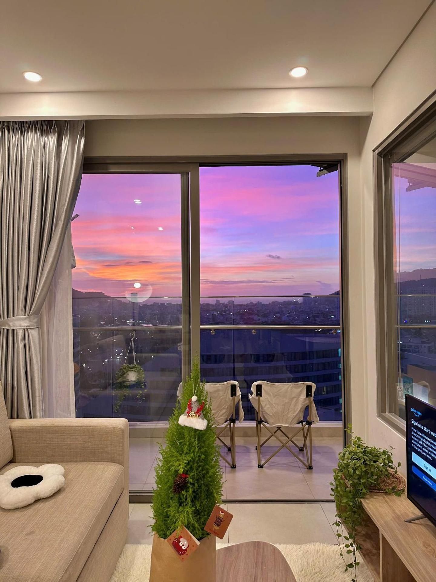 Three-Bedroom Deluxe Apartment