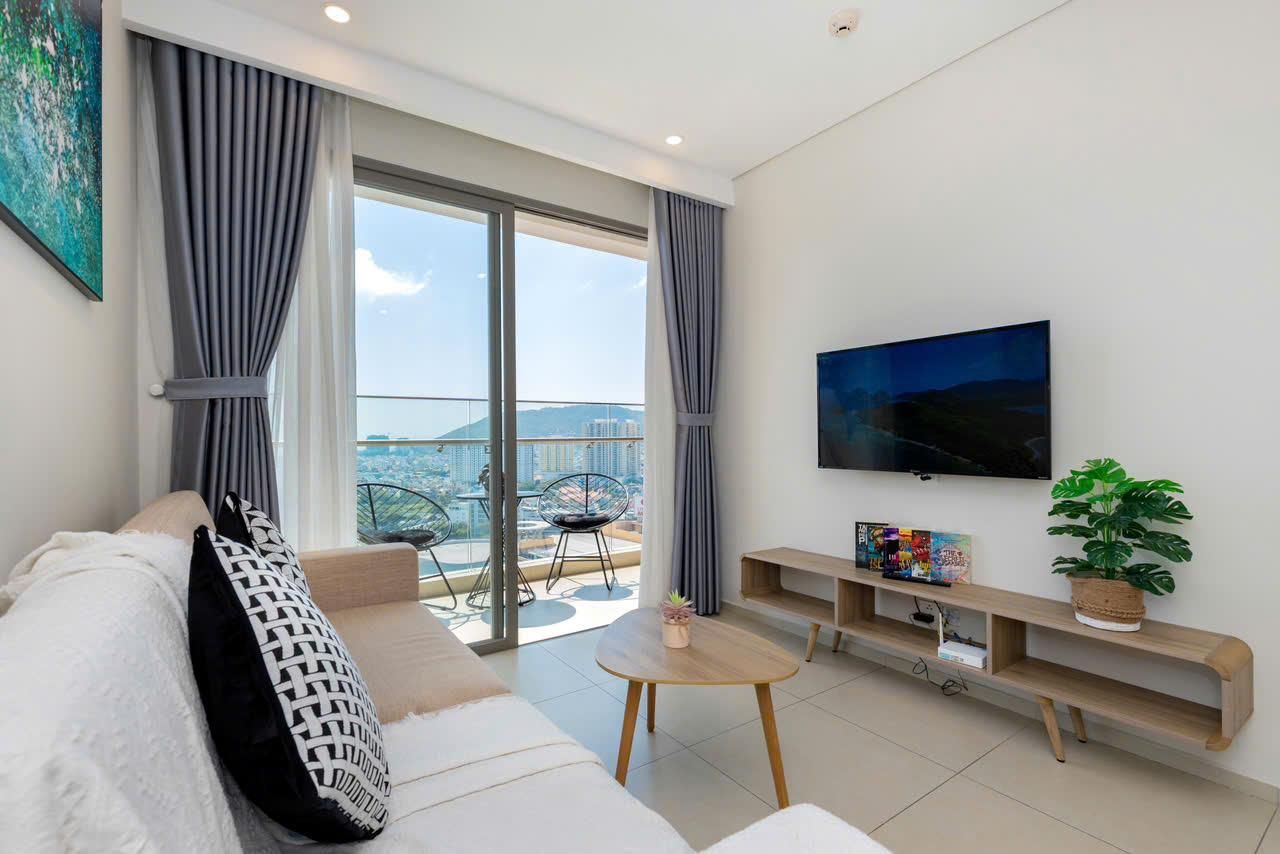 One Bedroom Apartment