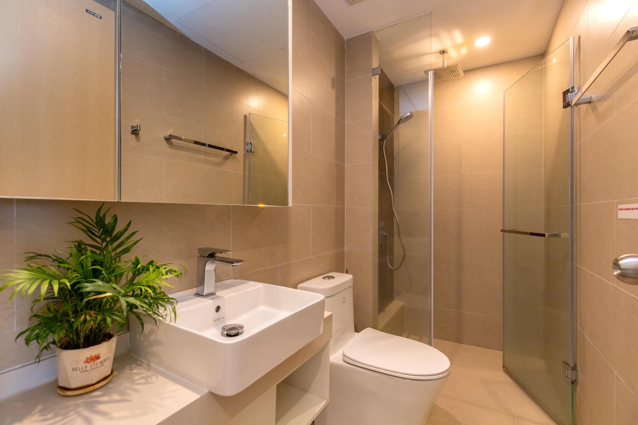 3-Bedroom Sea View Apartment
