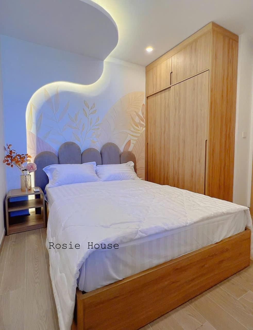 Superior One-Bedroom Apartment