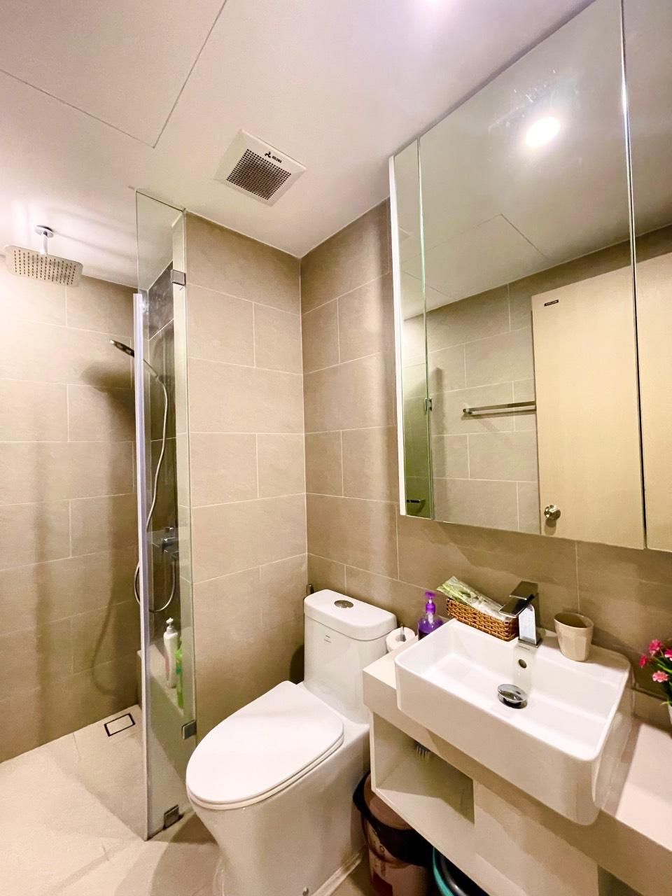 2-Bedroom Luxury Apartment