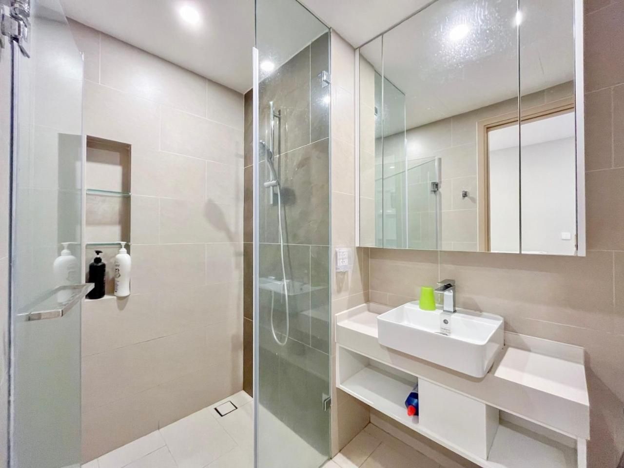 1-Bedroom Apartment 1 with Balcony