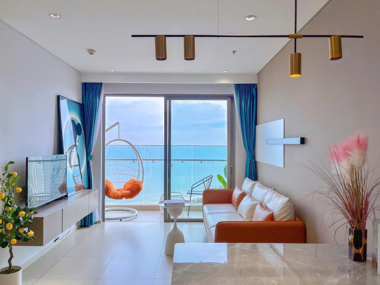 Three-Bedroom Apartment with Ocean View - High Floor