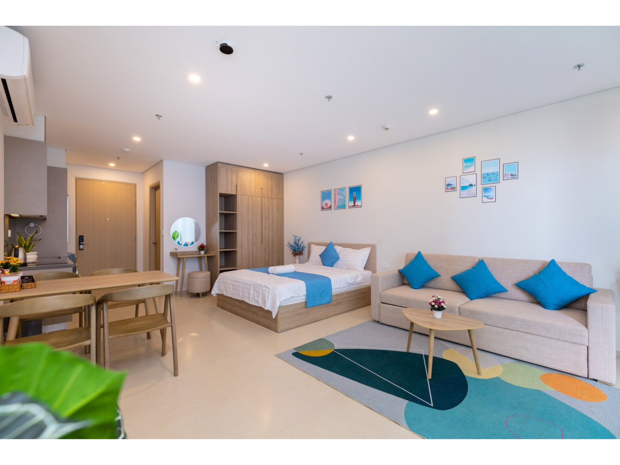 Studio Apartment